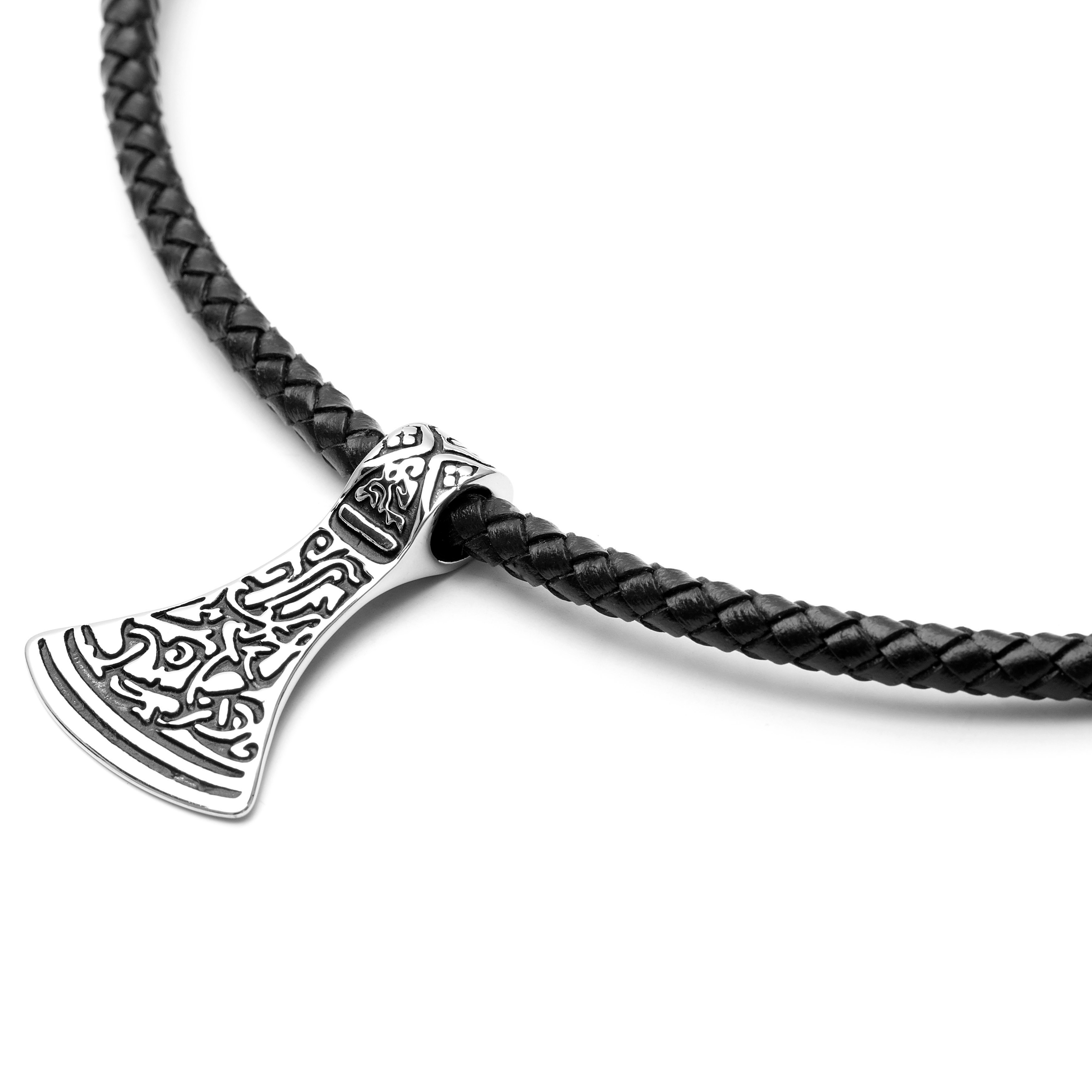 Collier en cuir noir et rune argentée - 4
