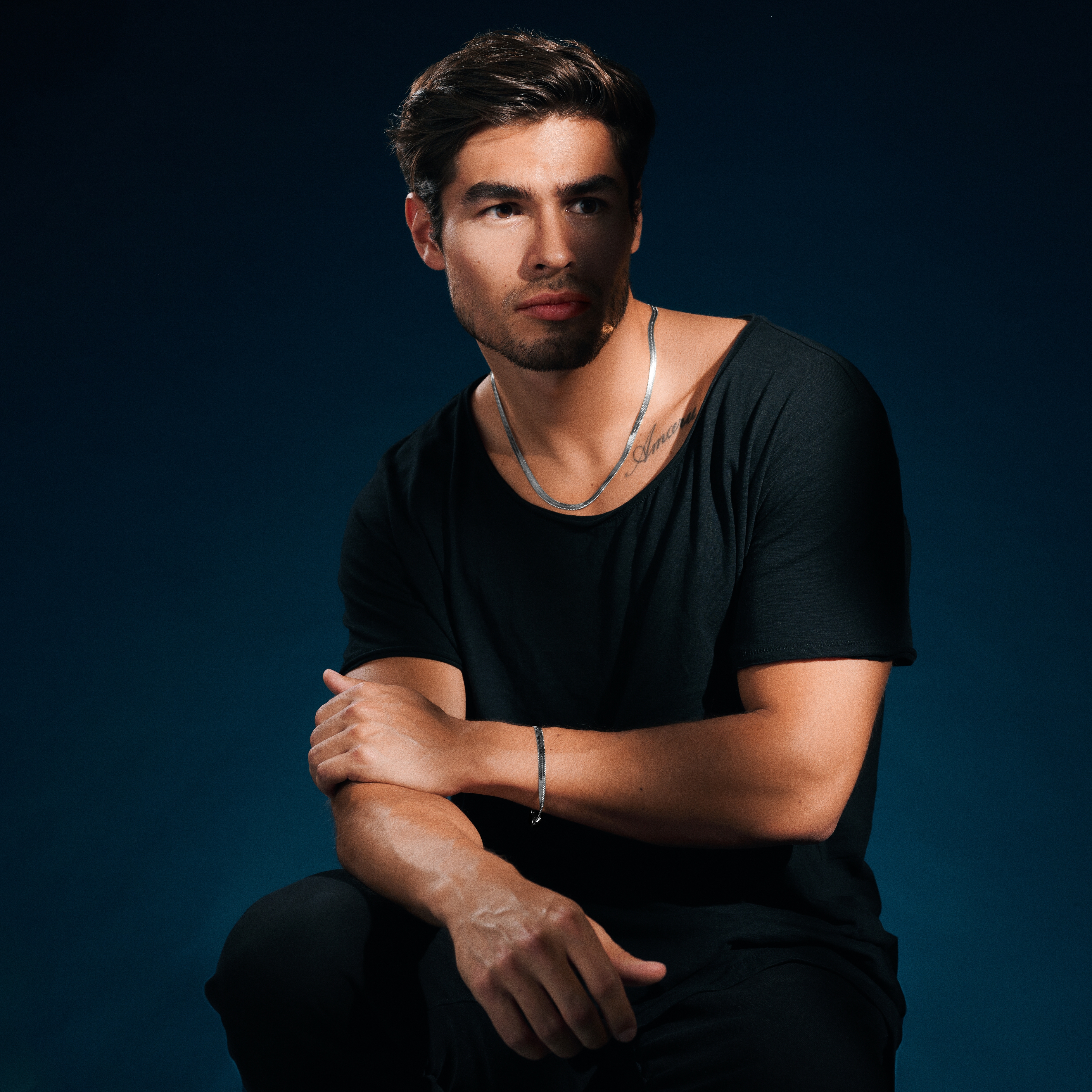 Essentials | 5 mm Sølvtonet Fiskebein kjedearmbånd - 4