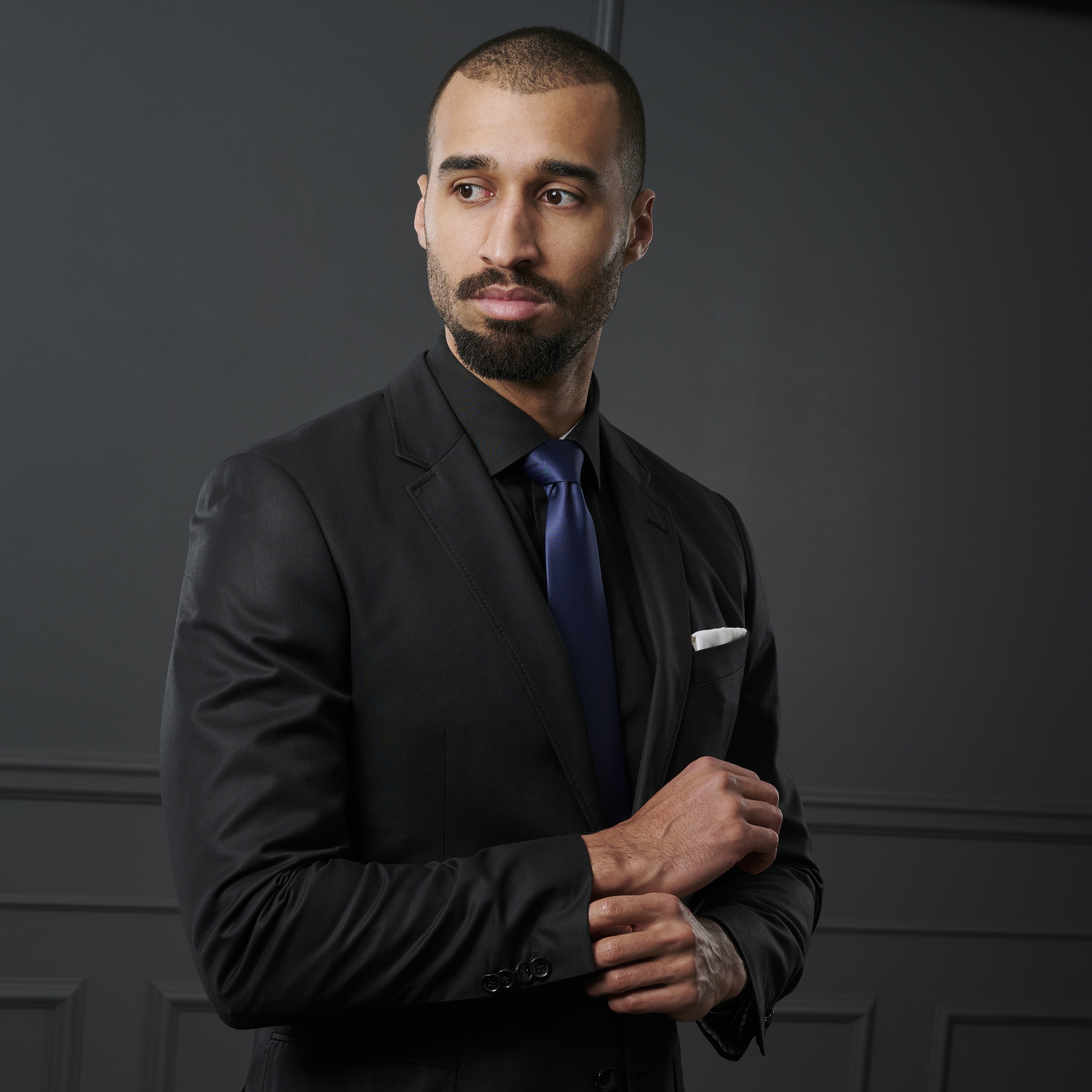 Mornarsko modra kravata širine 8 cm - 4