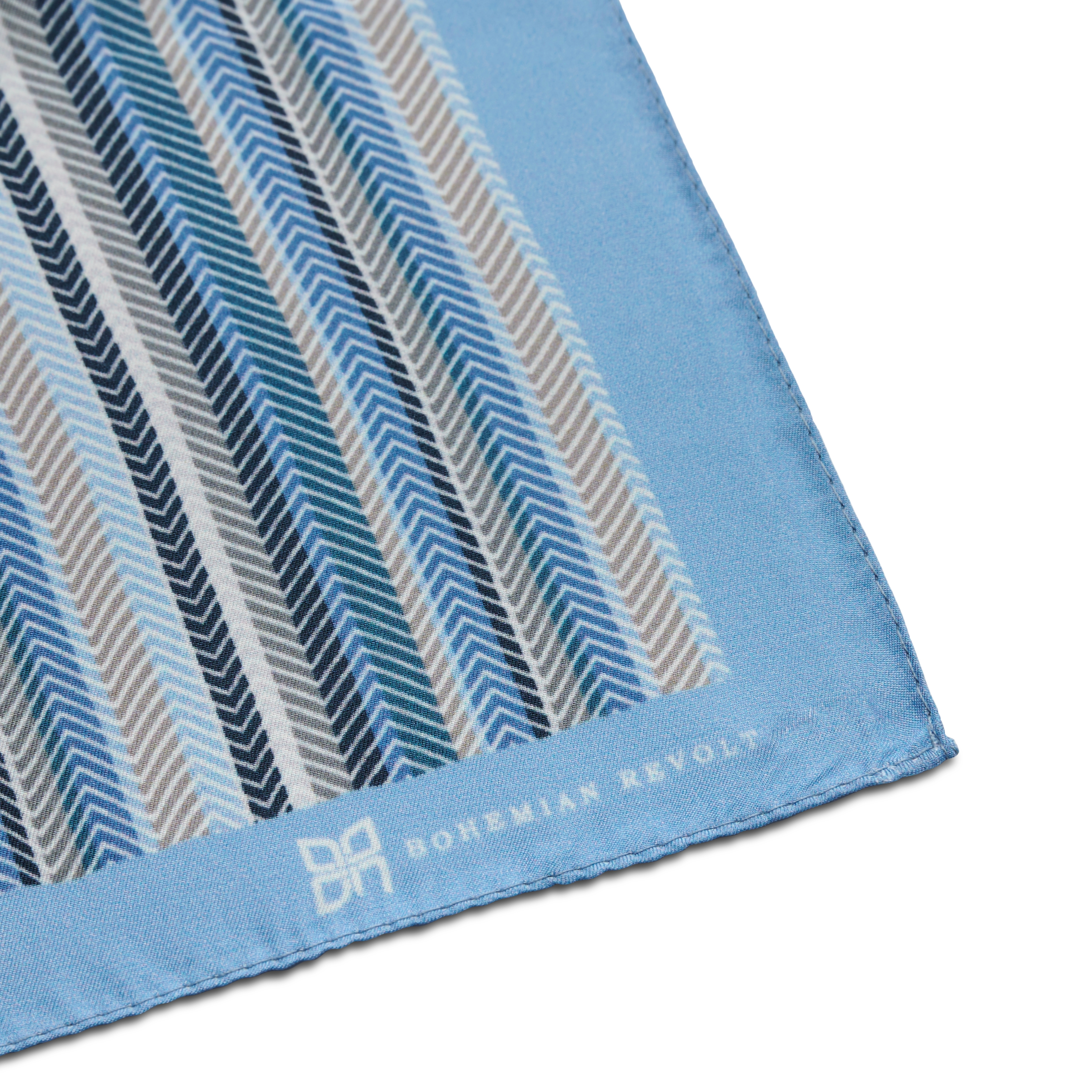 Bernard Brux selyem nyaksál - 2