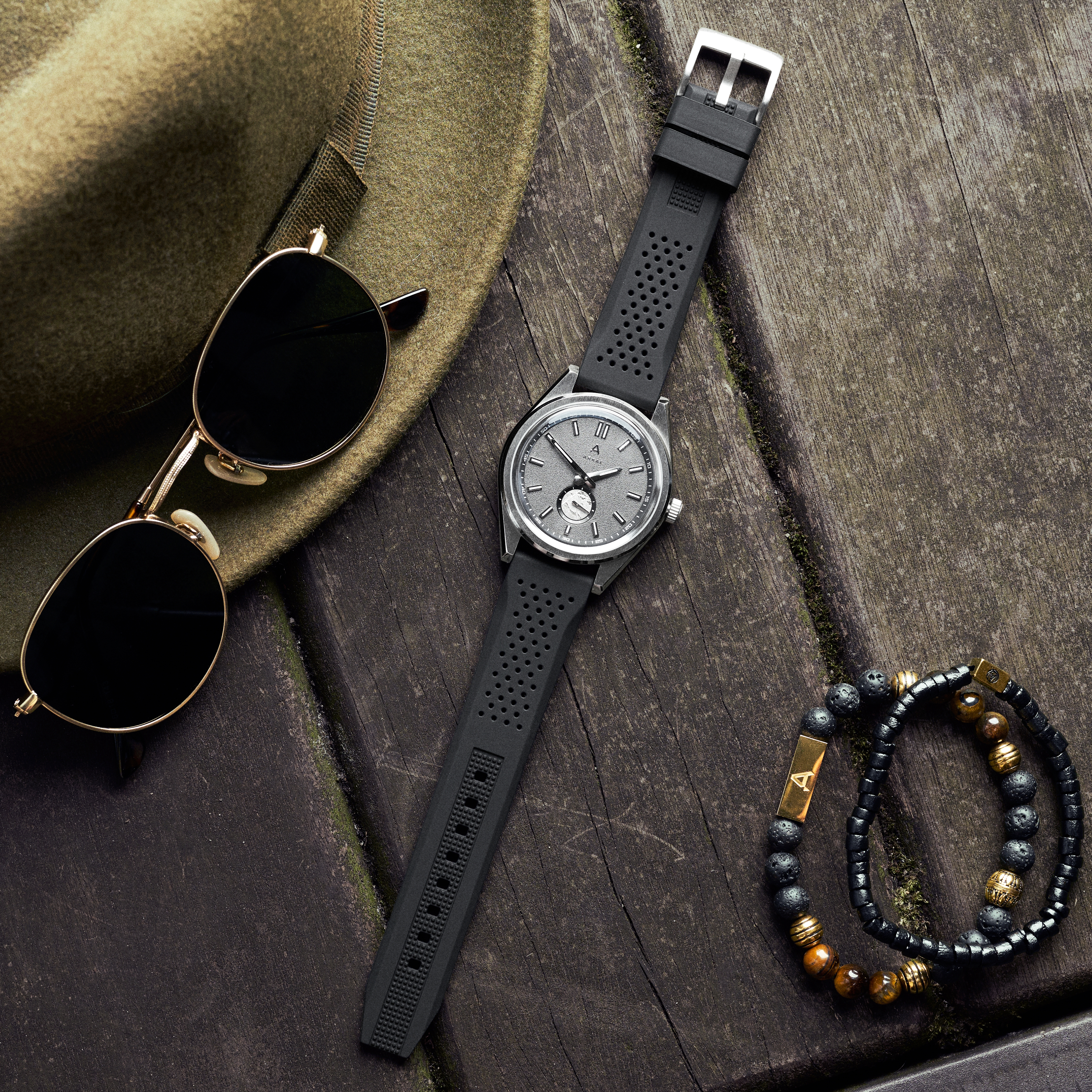 Mond | Silver-tone Stainless Steel and Grey Meteorite Watch - 10