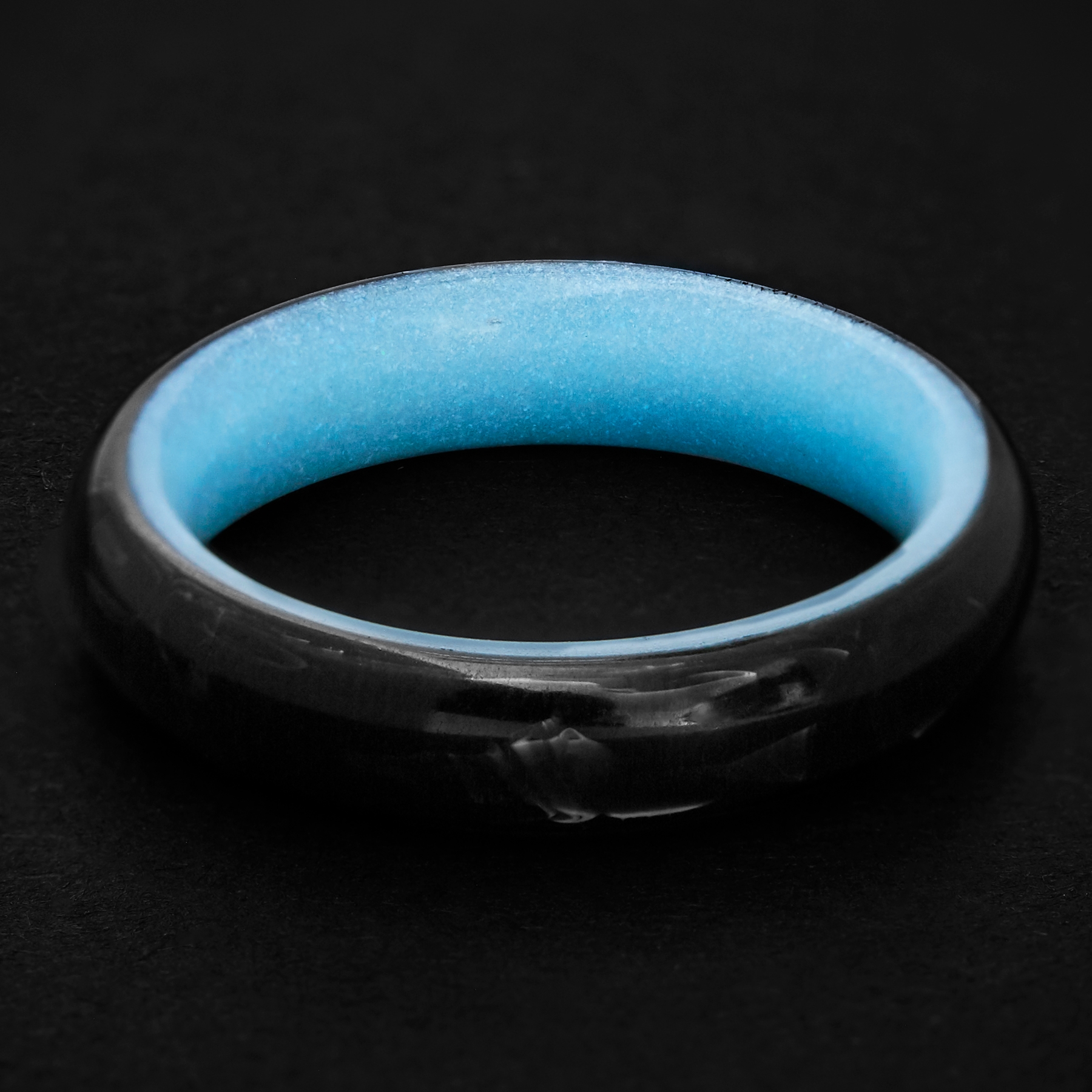 Tron svetleč v temi prstan - 2