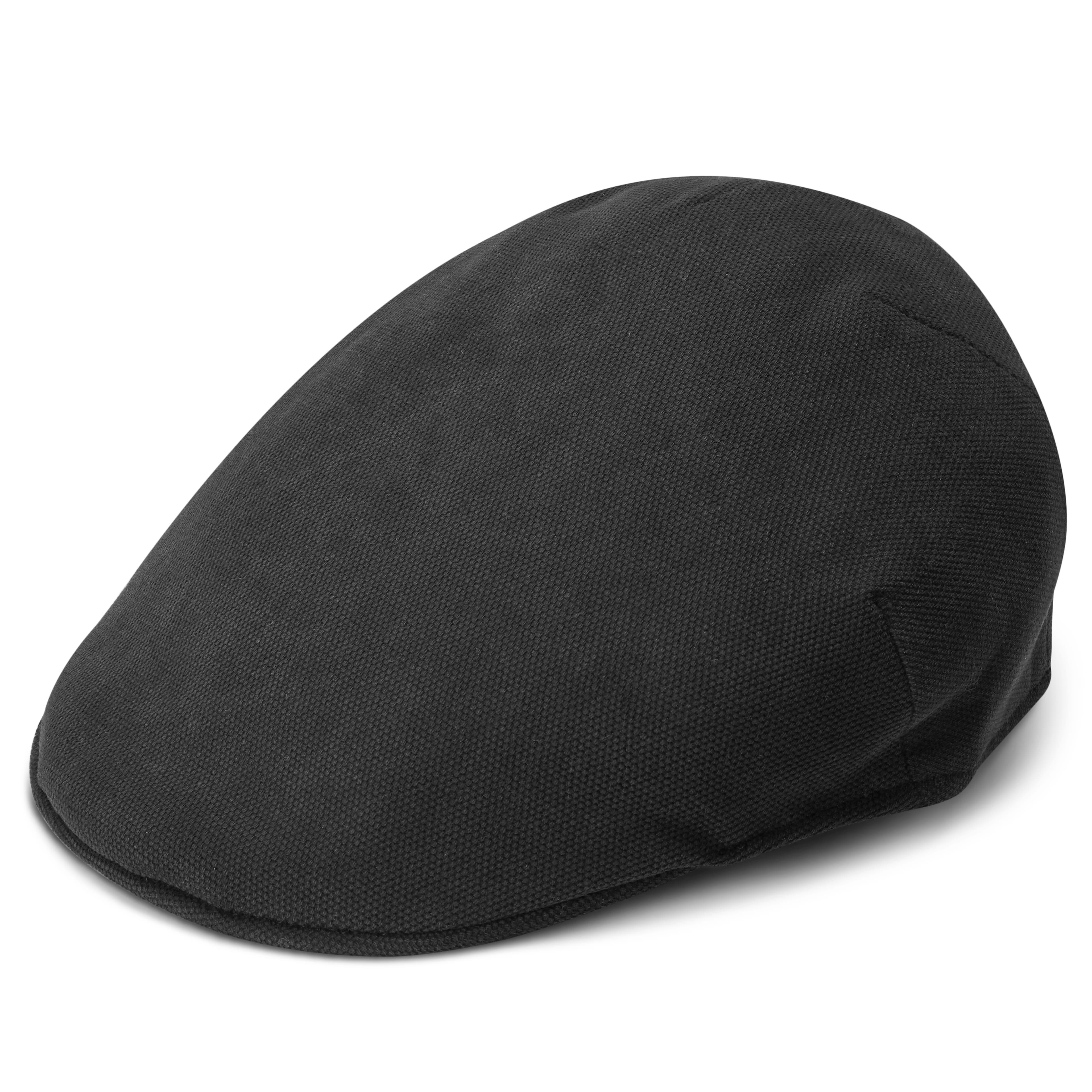 Foto El hombre lleva una gorra negra ajustada – Imagen Vestir