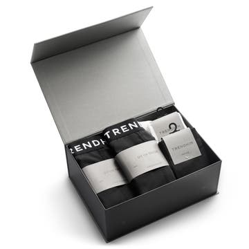 FlexFeel | Cotton Underwear Gift Box | 2x Graphite Boxer Briefs + Graphite and White Socks FlexFeel | Cotton Underwear Gift Box | 2x Graphite Boxer Briefs + Graphite and White Socks