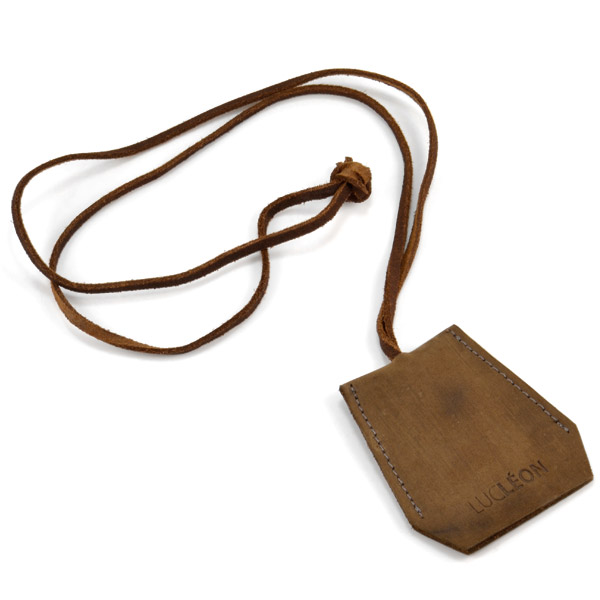 LUCLÉON - Hooded Keyhanger - 1