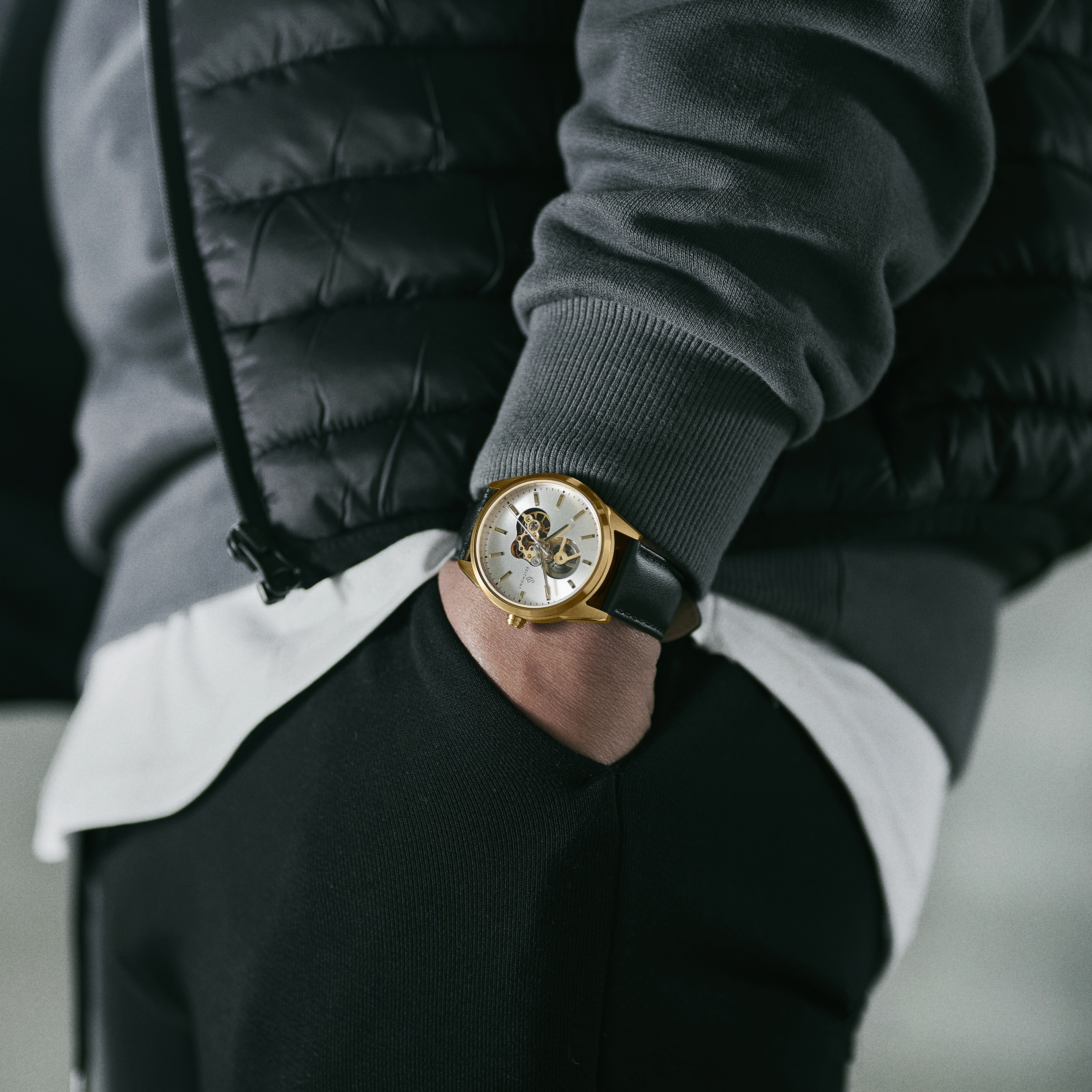 Montre squelette automatique Cor Caesar  - 4