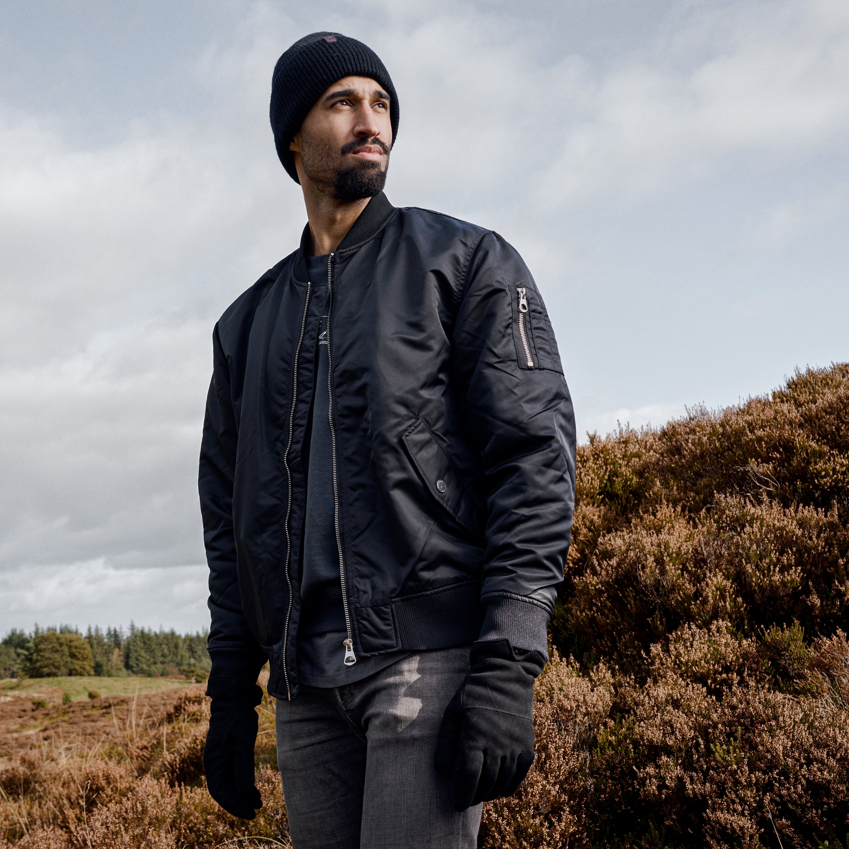 Hiems | Zwarte Beanie van Gerecyclede Wol met Manchet - 5