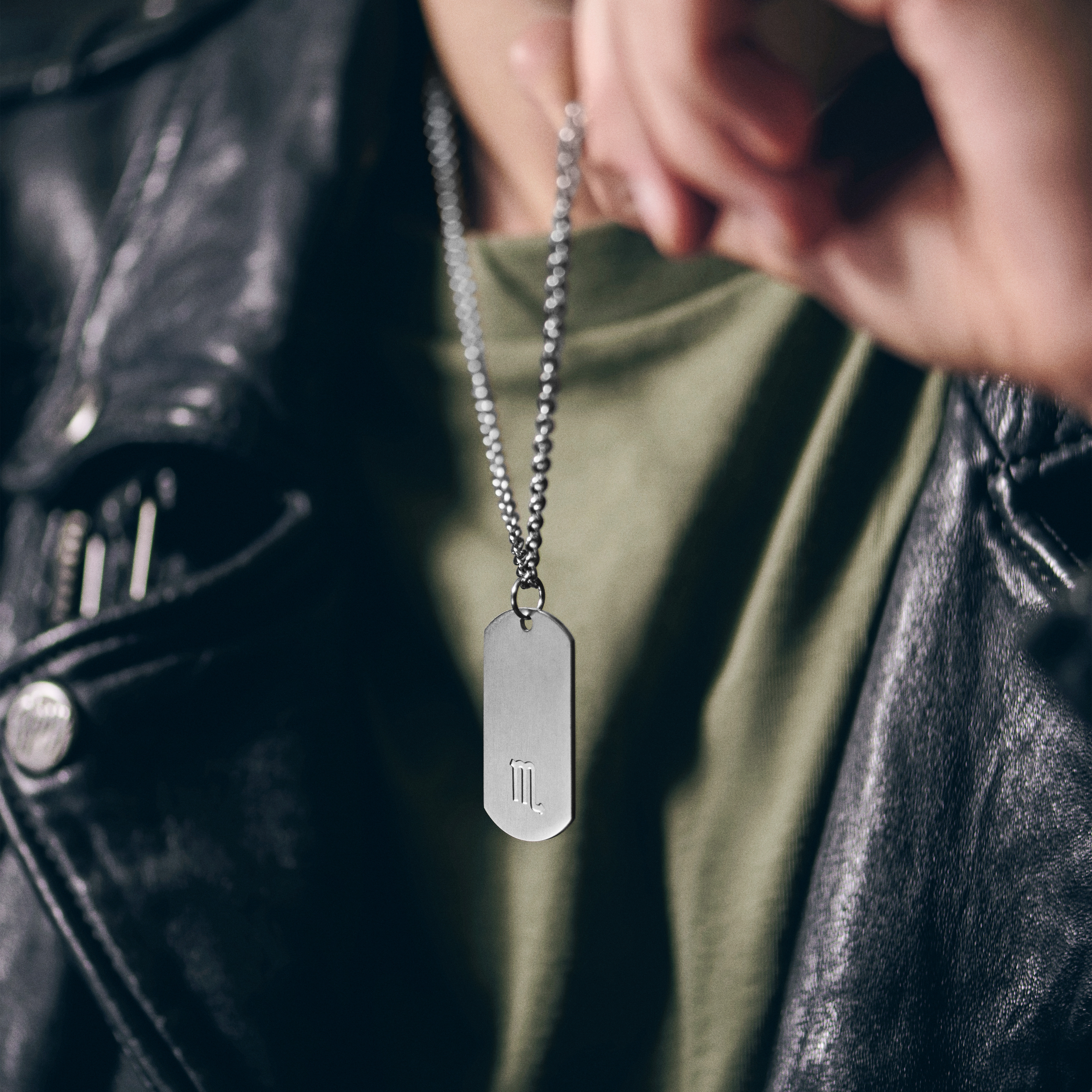 Сребристо стоманено колие зодия Скорпион - 2