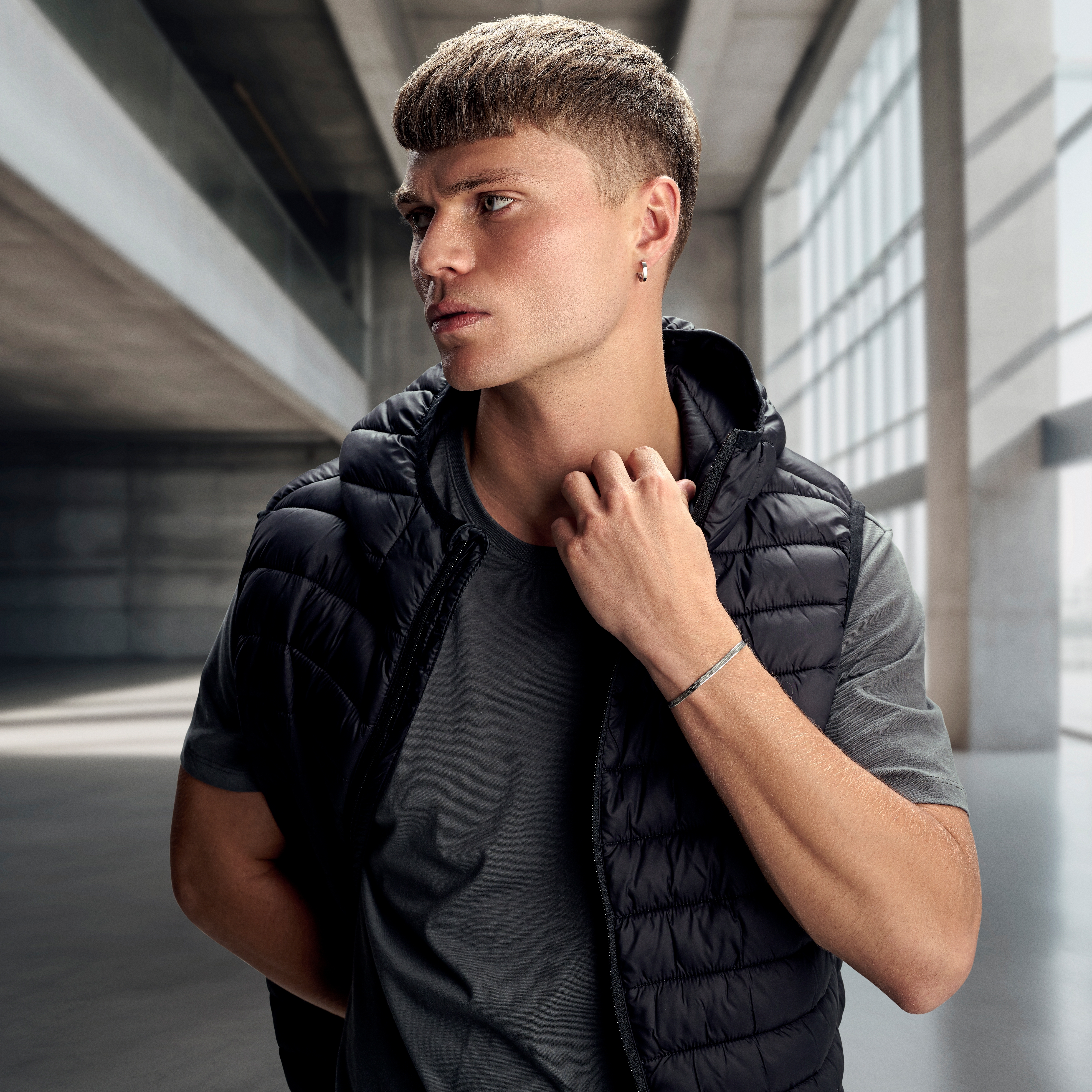 Argentia | 925s | 4mm Rhodium-Plated Sterling Silver Herringbone Chain Bracelet - 6