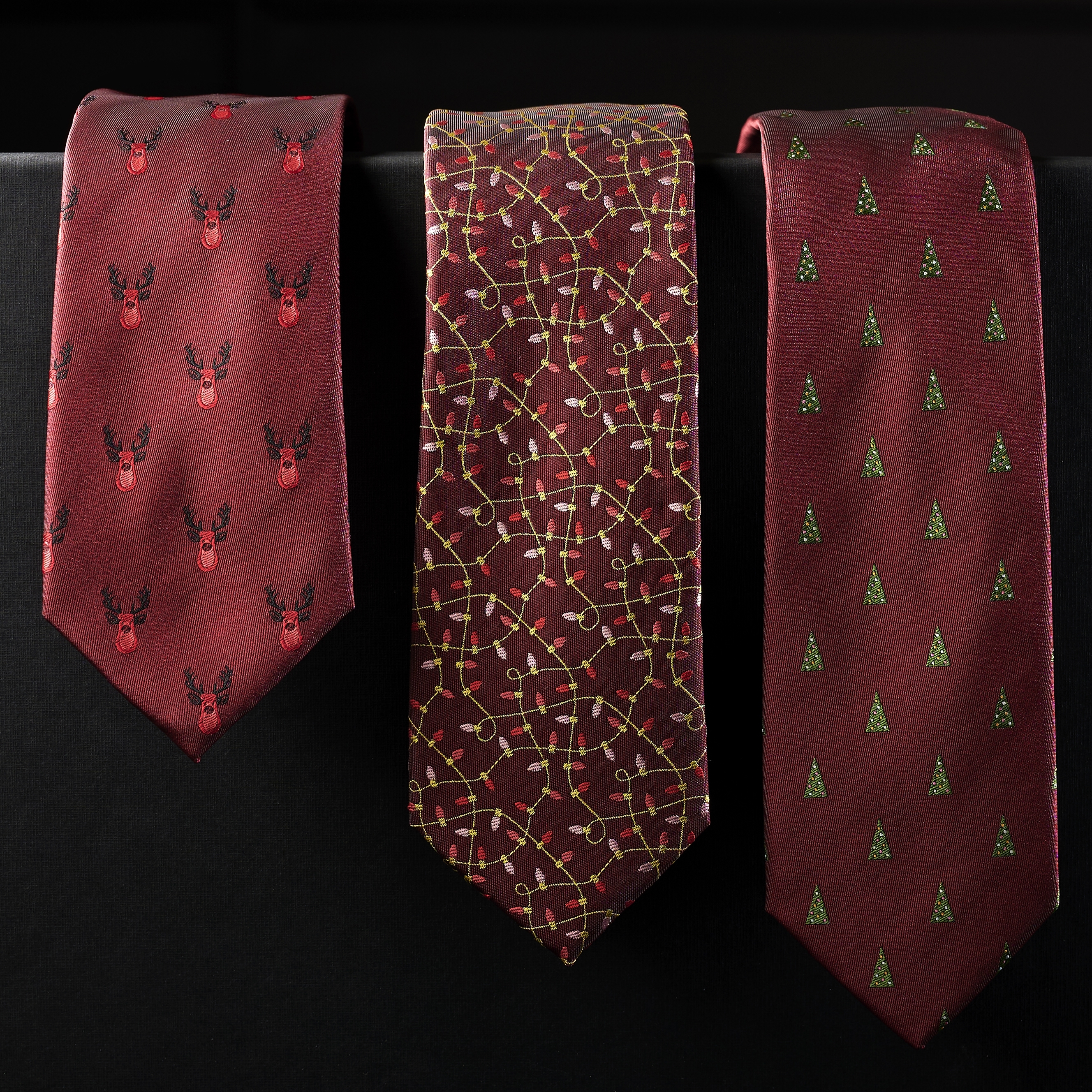 Corbata burdeos con árboles de Navidad - 5