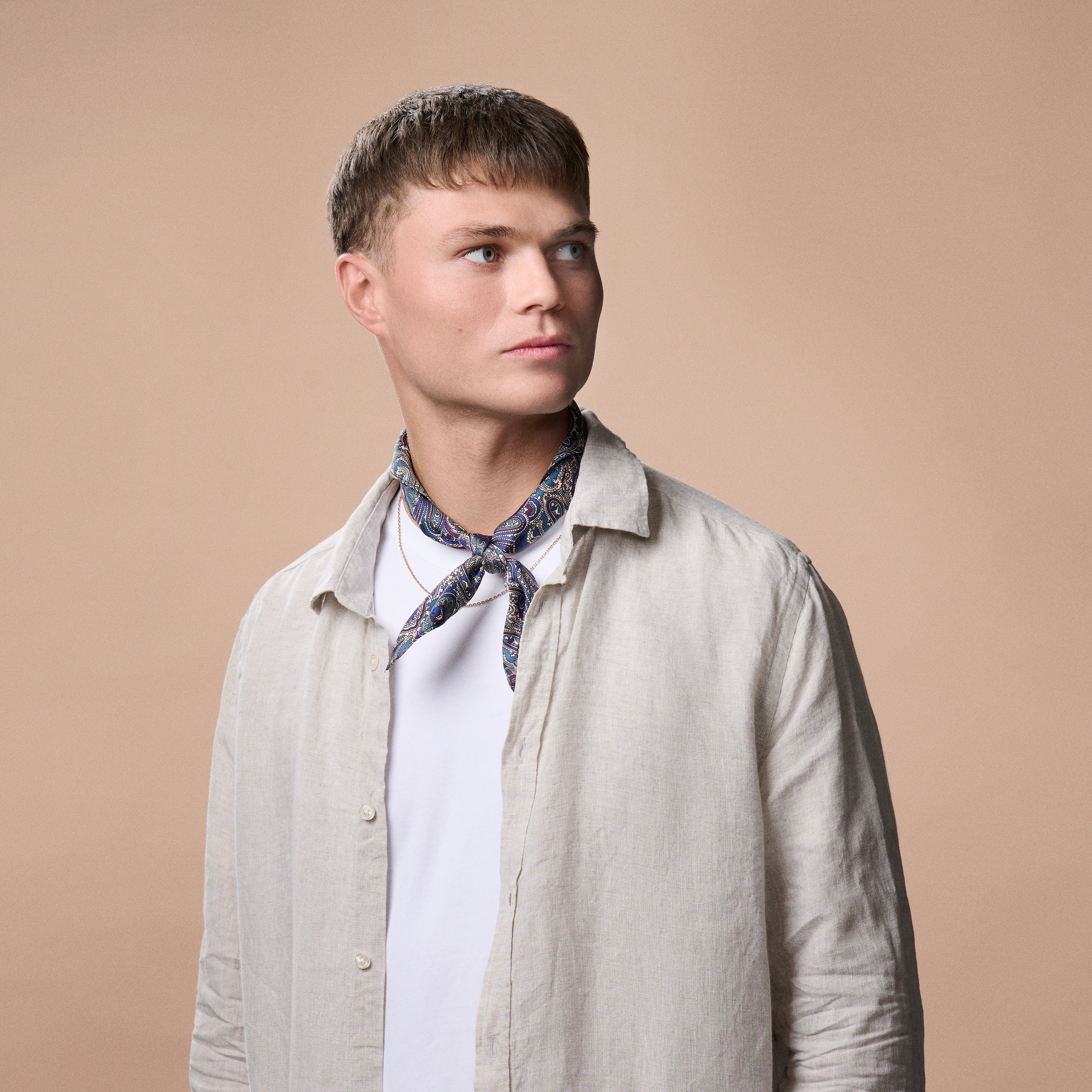 Pañuelo de cuello de seda con estampado cachemir azul oscuro y verde oscuro - 3