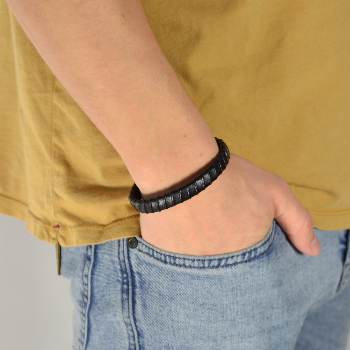 Černý pevný kožený náramek - 4