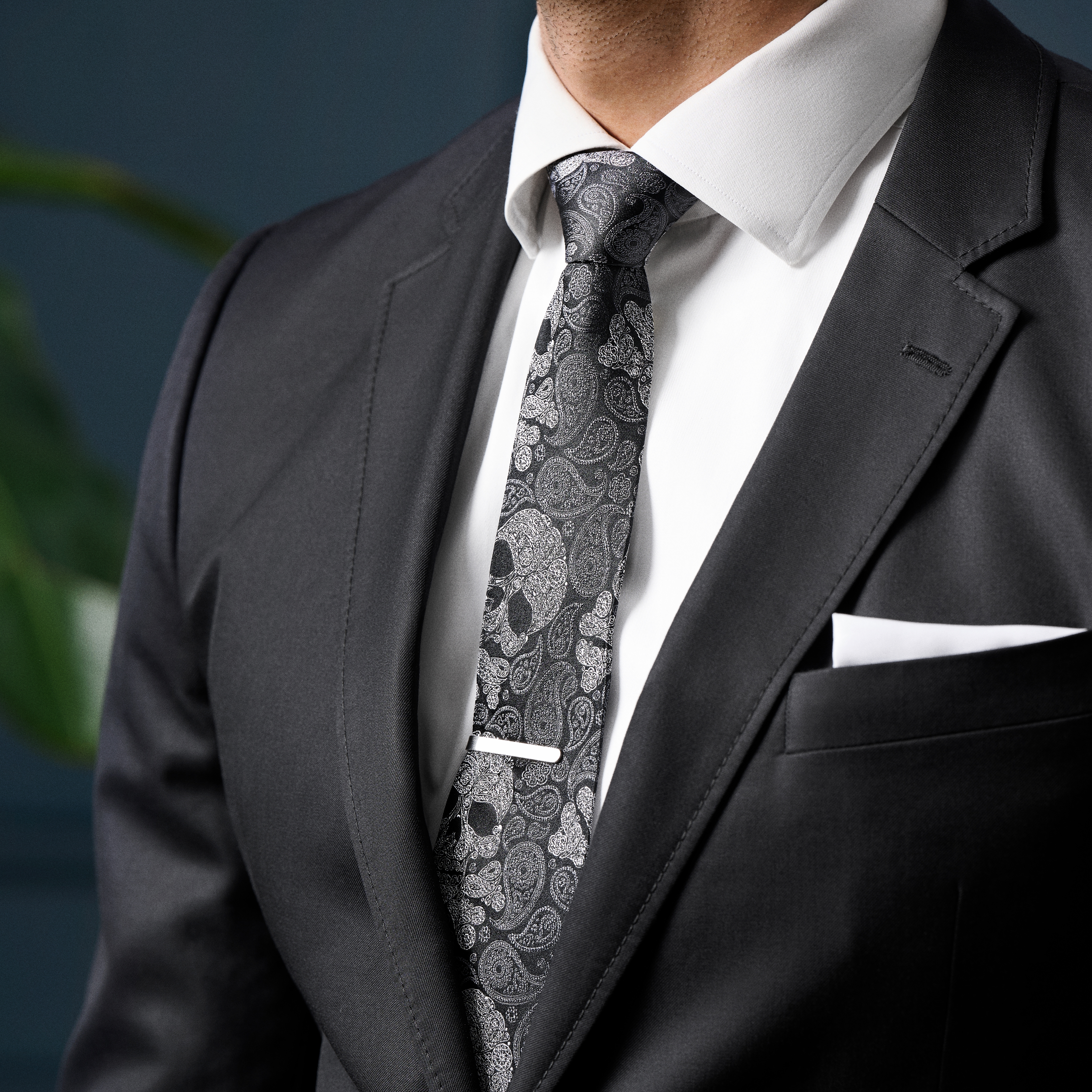 Black & Grey Skull Paisley Pattern Silk Necktie | 8 cm - 3