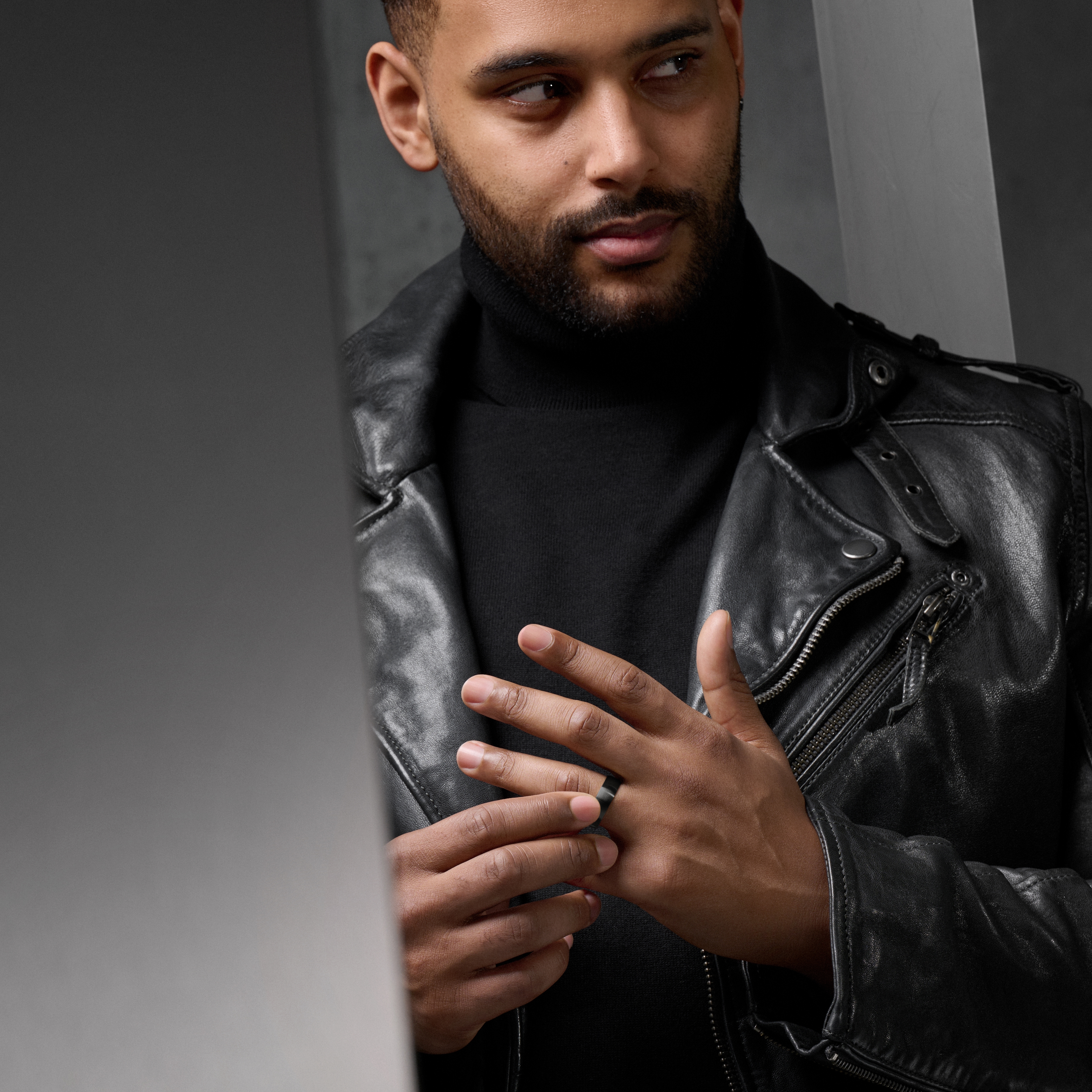 Anneau en acier noir mat - Le classique - 4