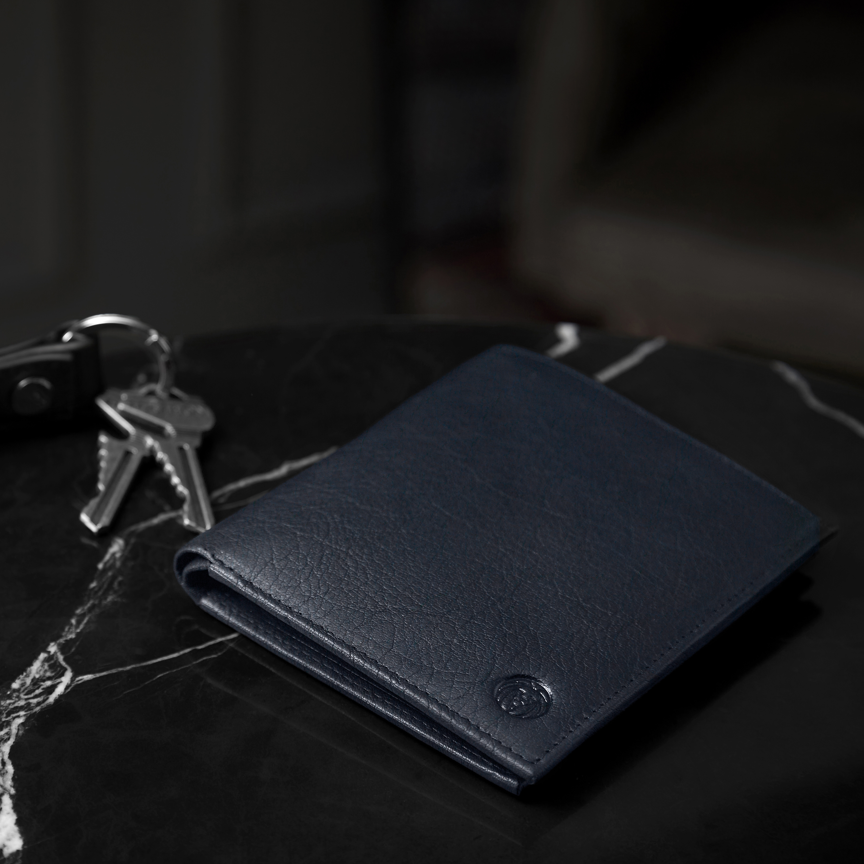 Cartera de cuero con 10 fundas azul marino RFID Montreal  - 3