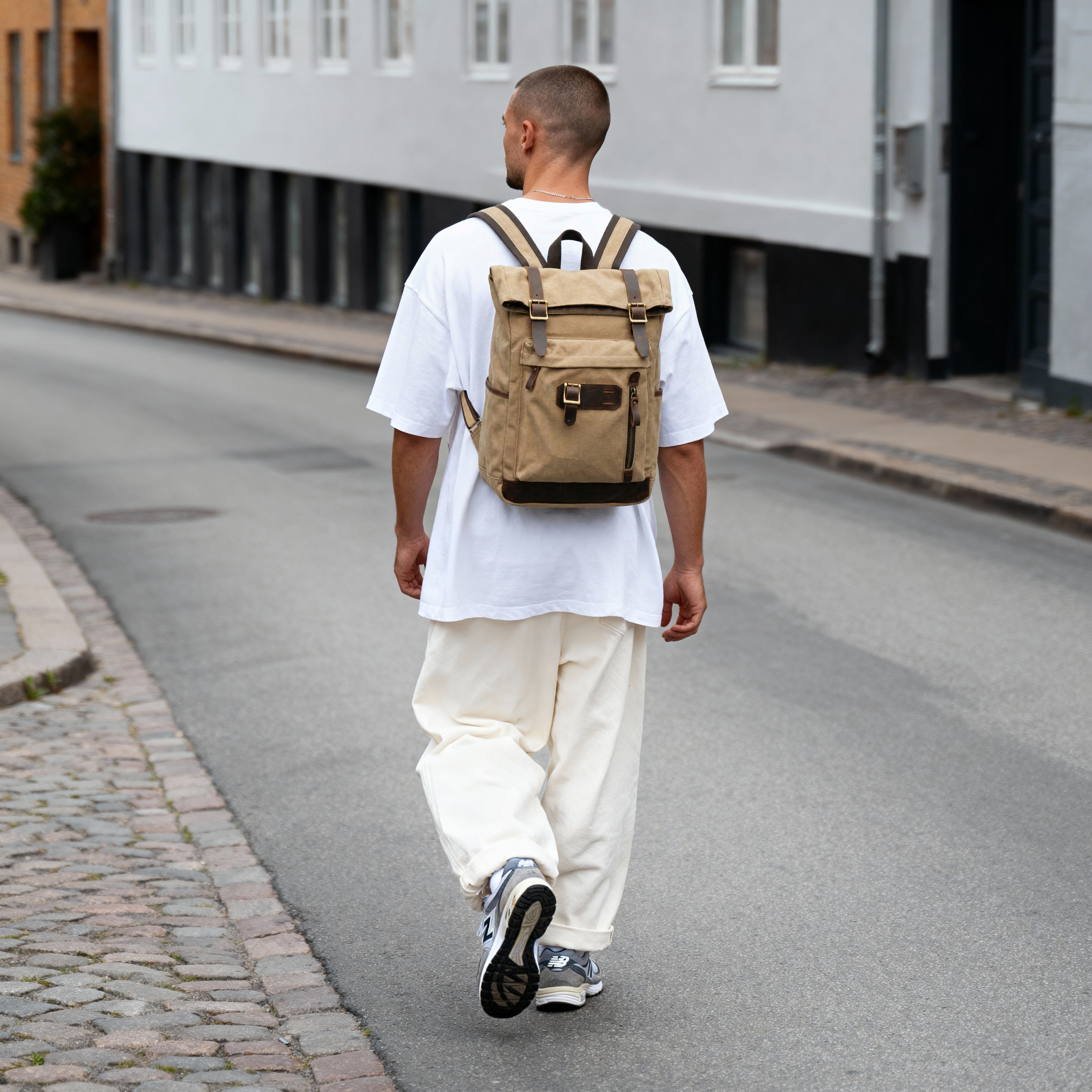 Robuster Rucksack aus hellbraunem Canvas und Leder im Vintage-Stil - 2