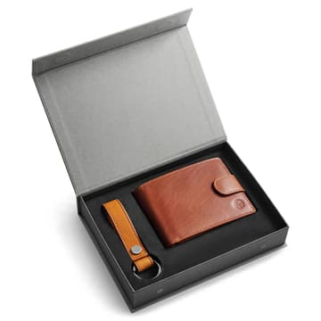 Подаръчна кутия с портфейл от светлокафява биволска кожа с RFID защита Подаръчна кутия с портфейл от светлокафява биволска кожа с RFID защита