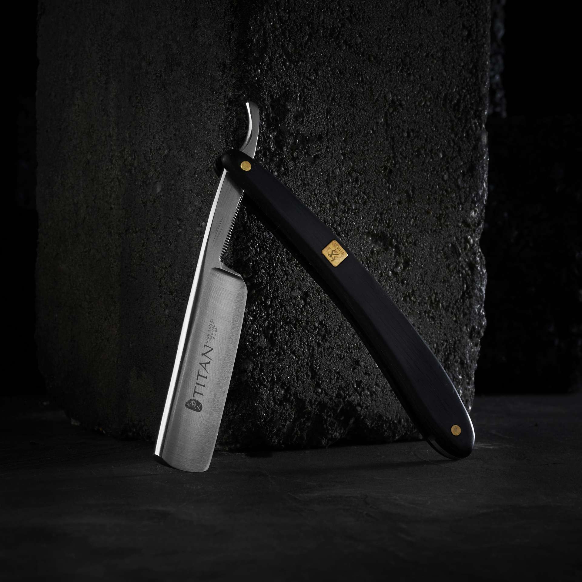 Mahogany & Gold-Tone Straight Razor 13/16
