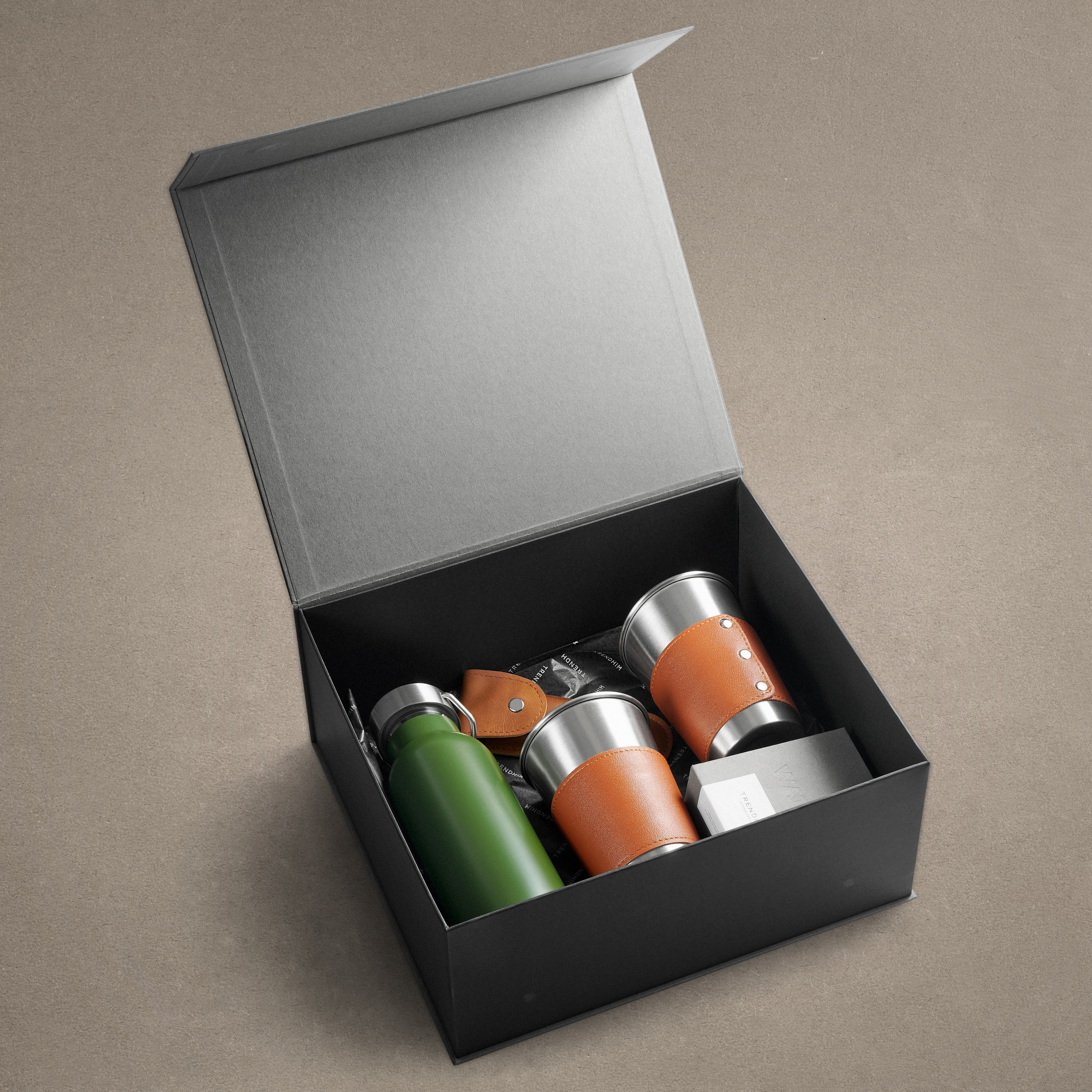 Deluxe Outdoor Adventurer's Gift Box | Stainless Steel & Leather - 3