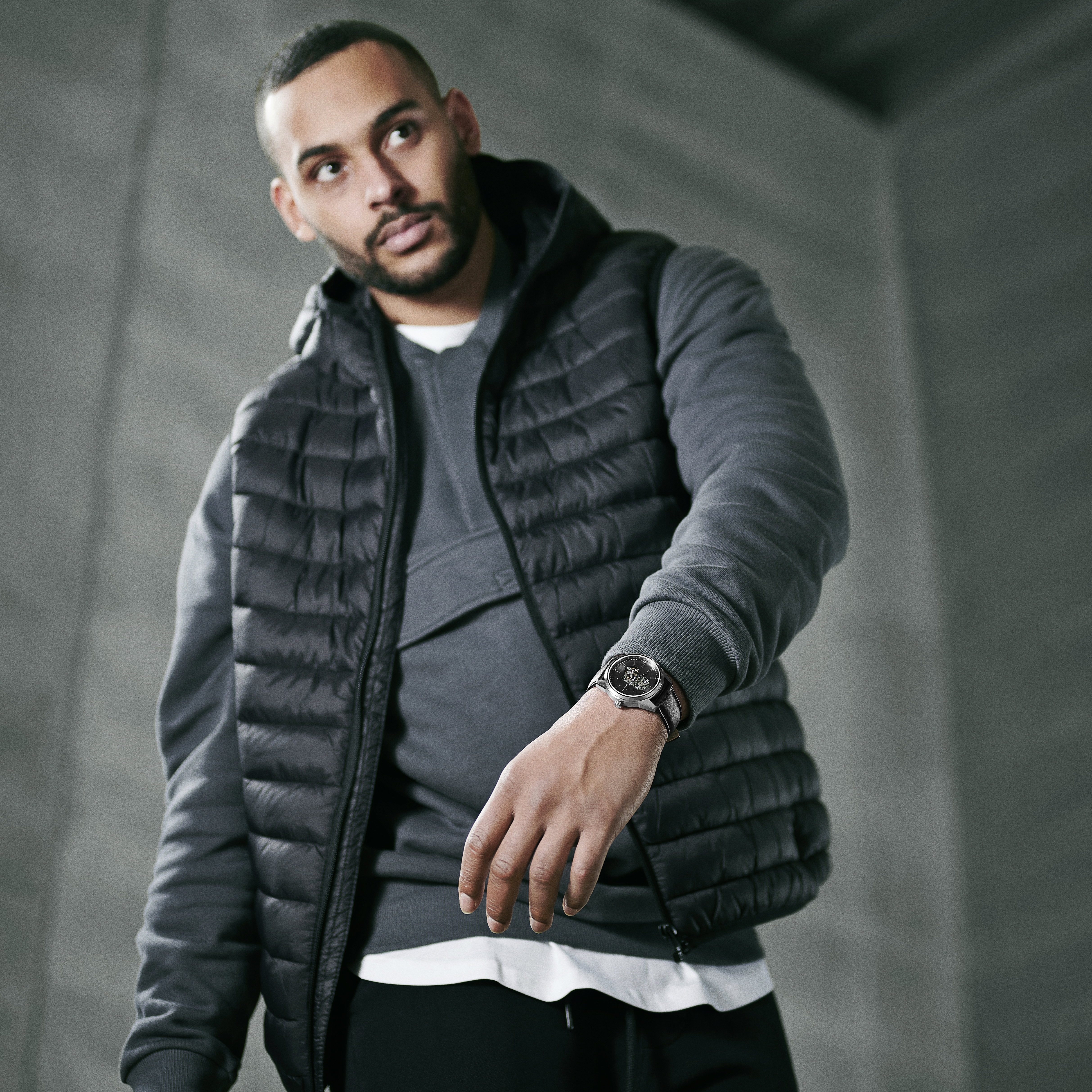 Cor | Silver-Tone Stainless Steel Skeleton Watch With Black Dial - 4