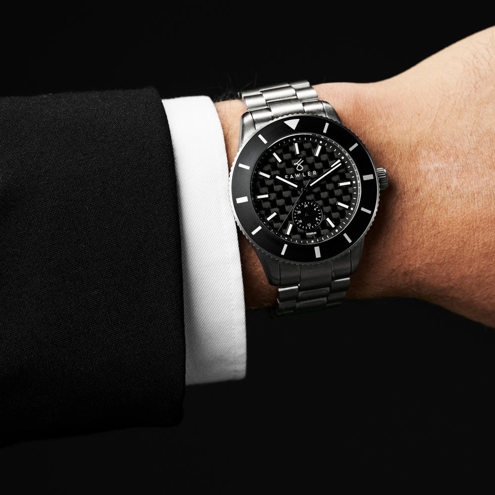 hover: Makalu | Limited-Edition Carbon Fibre Brushed Titanium Dive Watch hover: Makalu | Limited-Edition Carbon Fibre Brushed Titanium Dive Watch