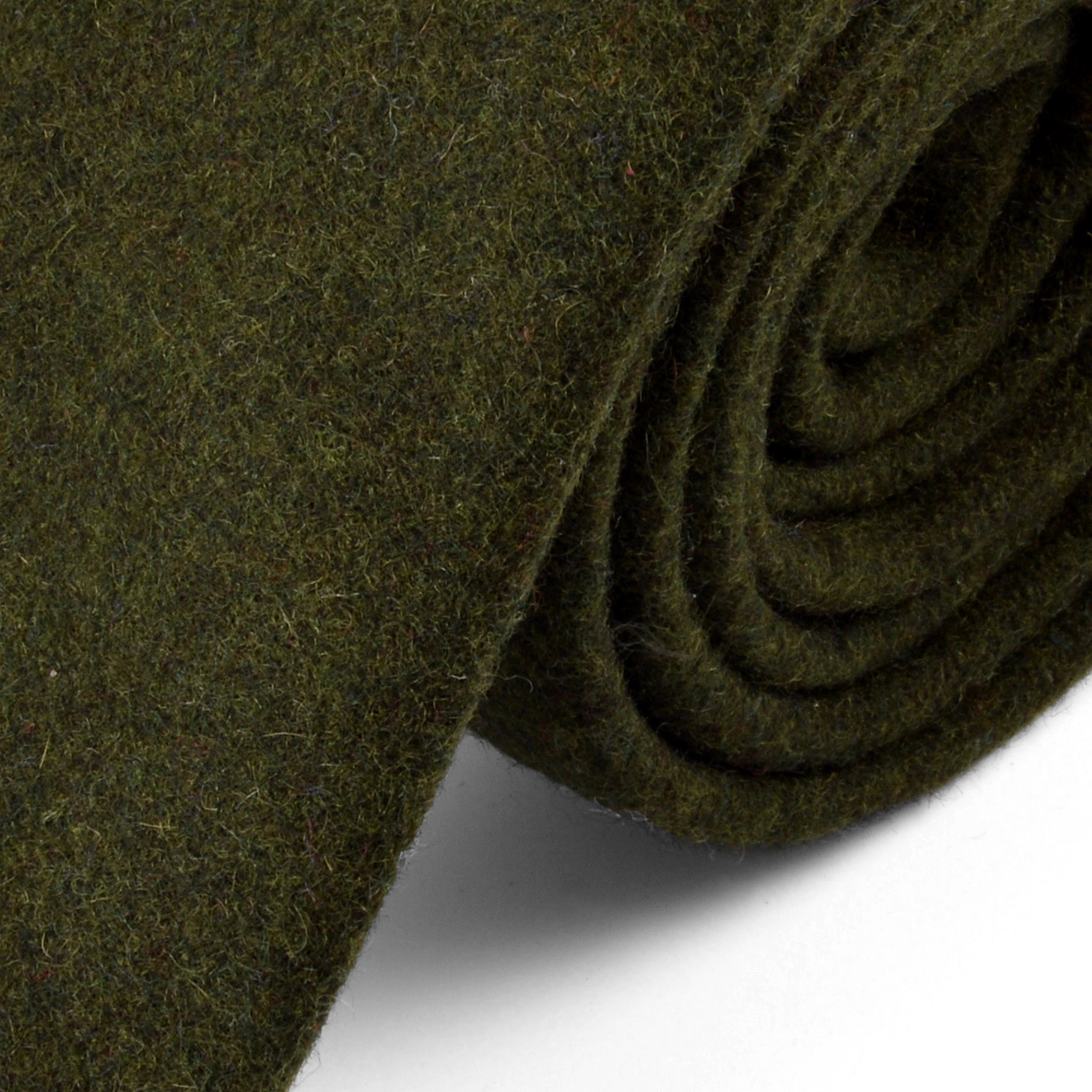 Corbata natural hecha a mano en verde oliva  - 2