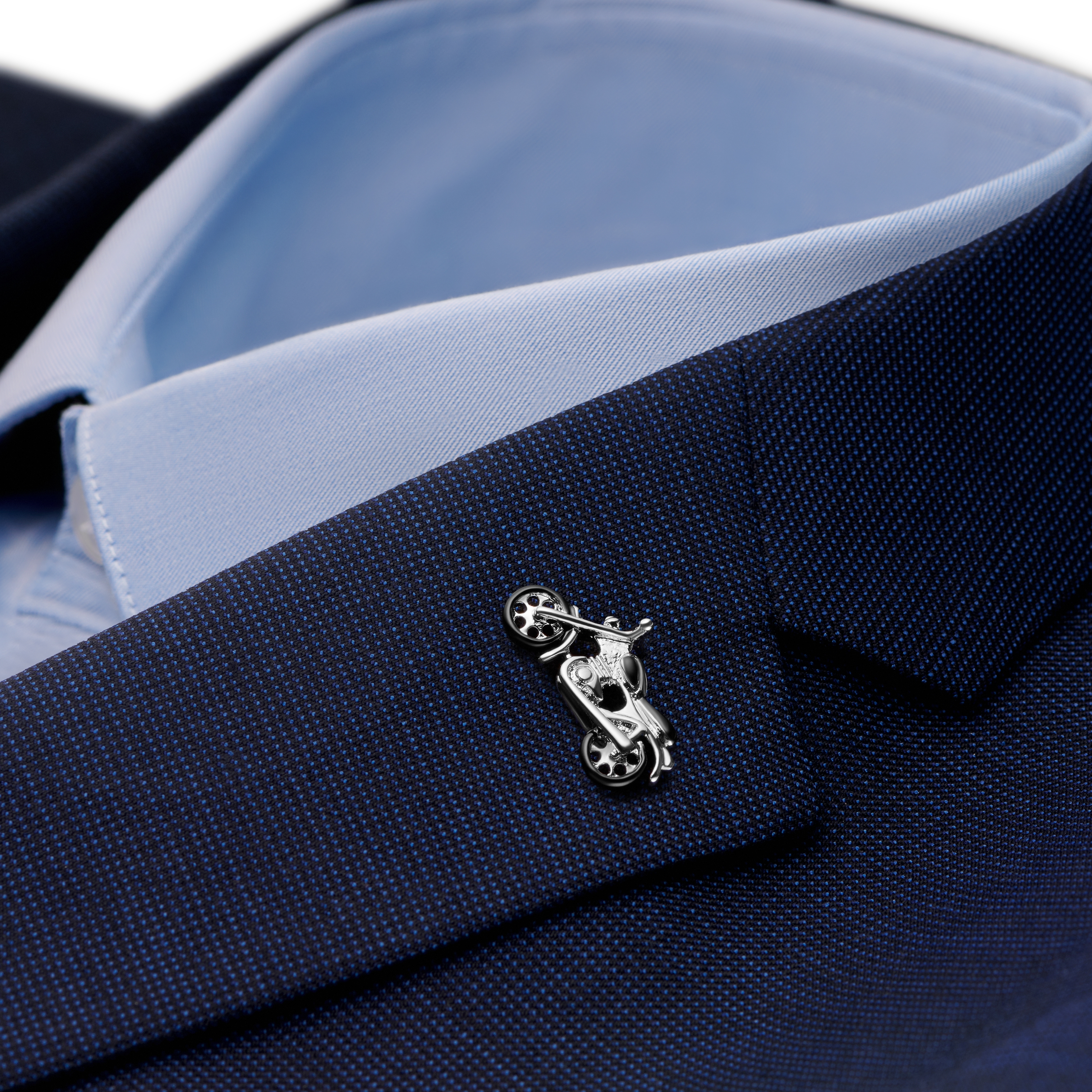 Motos | Silberfarbener und schwarzer Motorrad Anstecknadel - 2