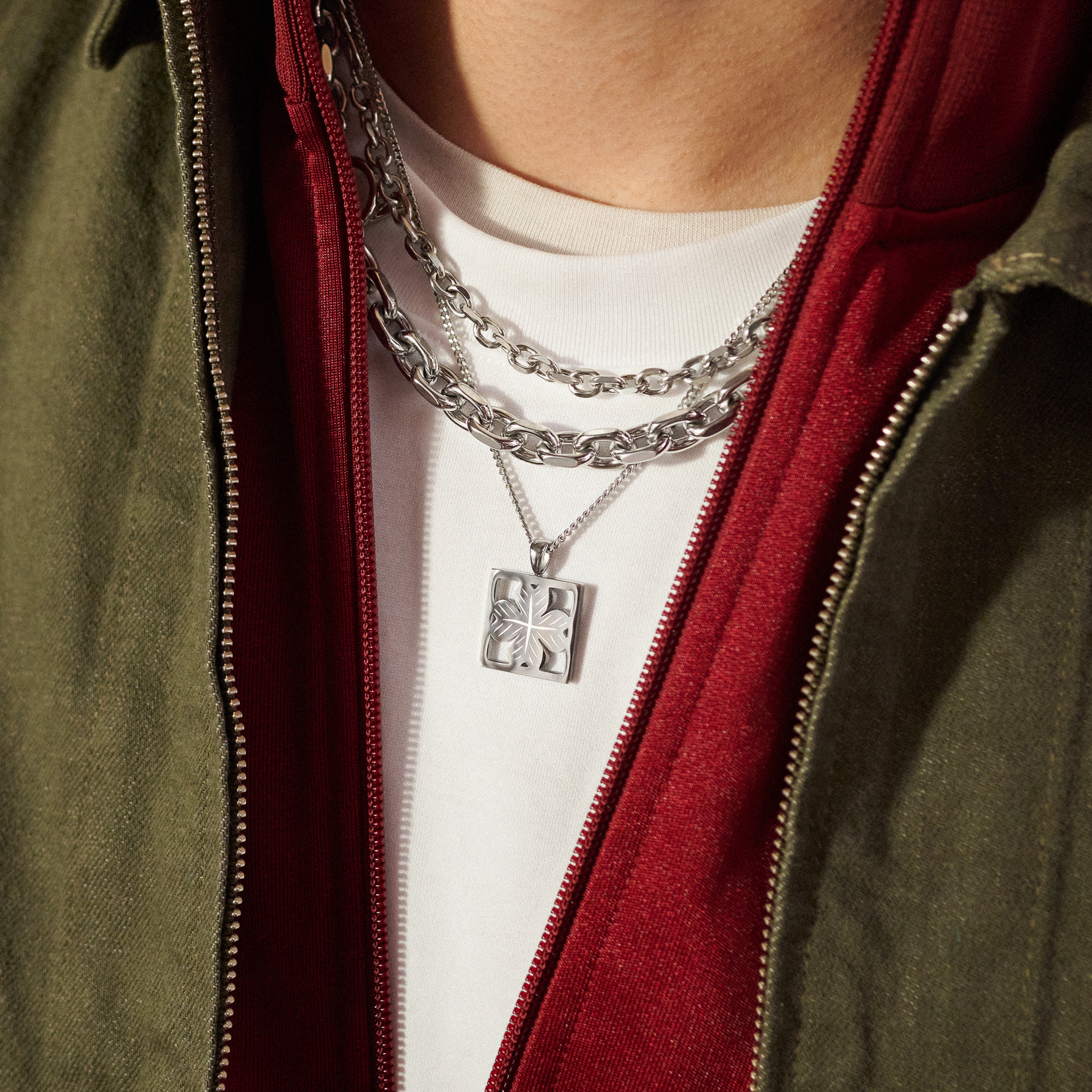 Clover | Silver‑Tone Stainless Steel Small Clover Charm Necklace - 4