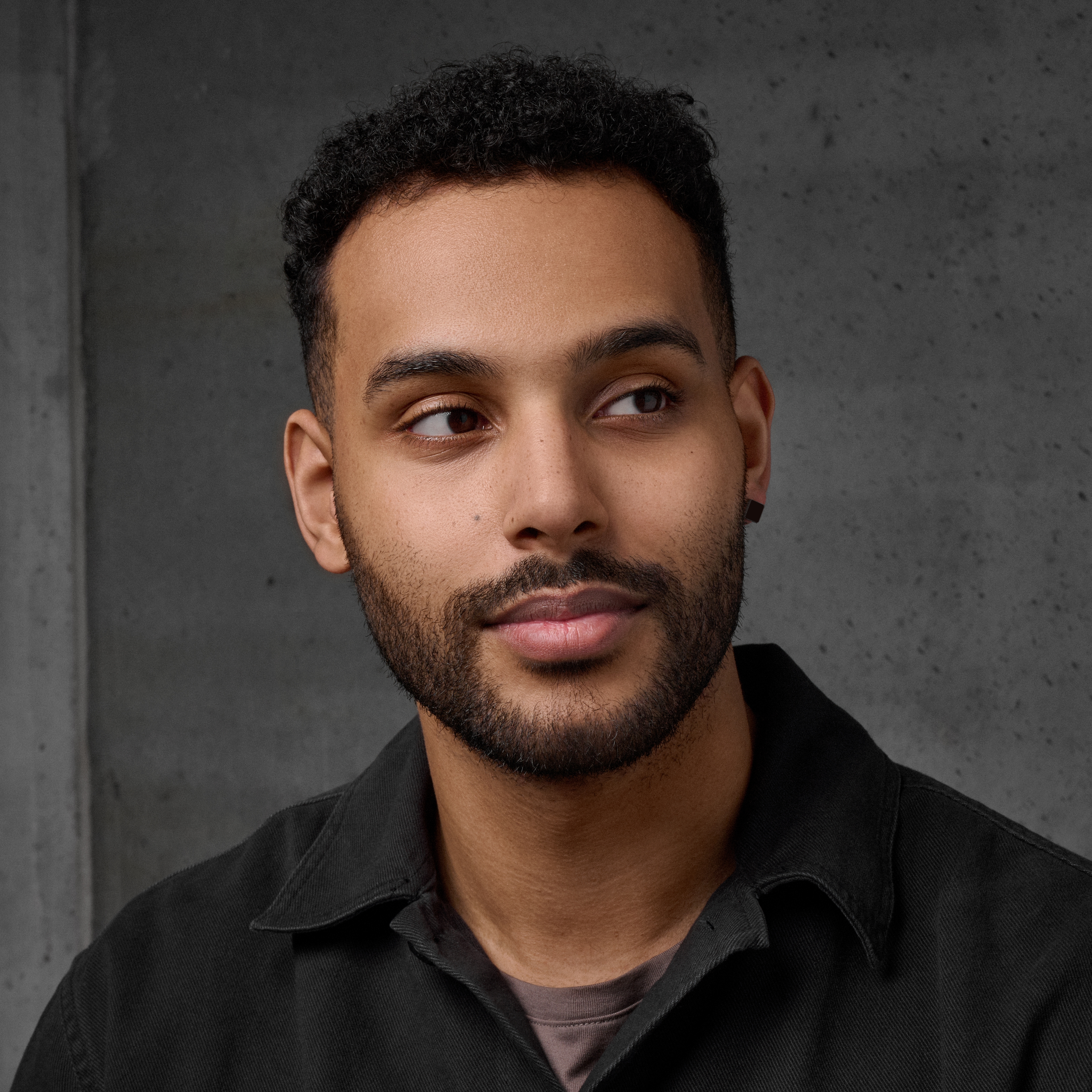 Czarny kwadratowy wkręt 8 mm - 4