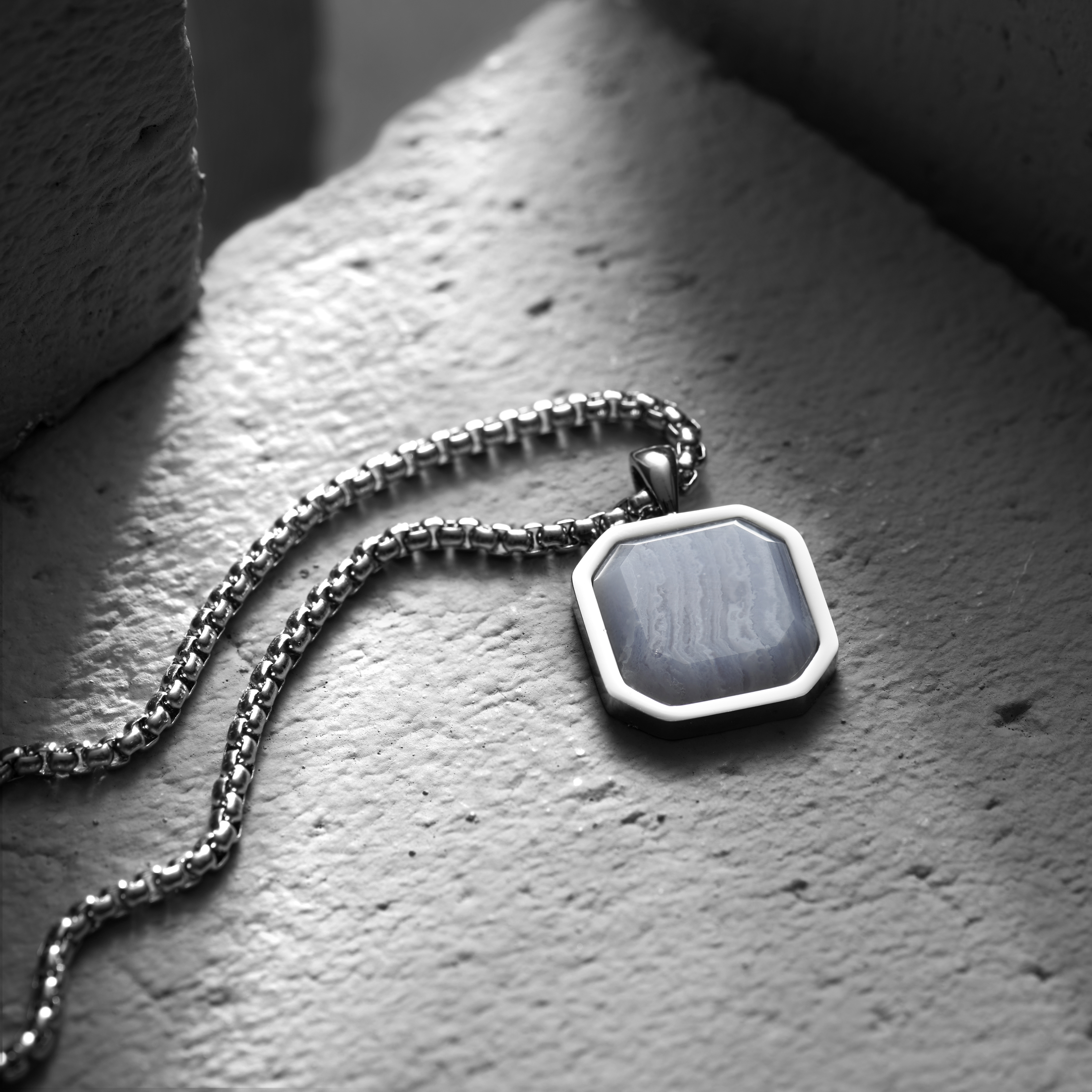 Collier Orisun Ashton à pierre agate bleue Blue Lace - série limitée - 6