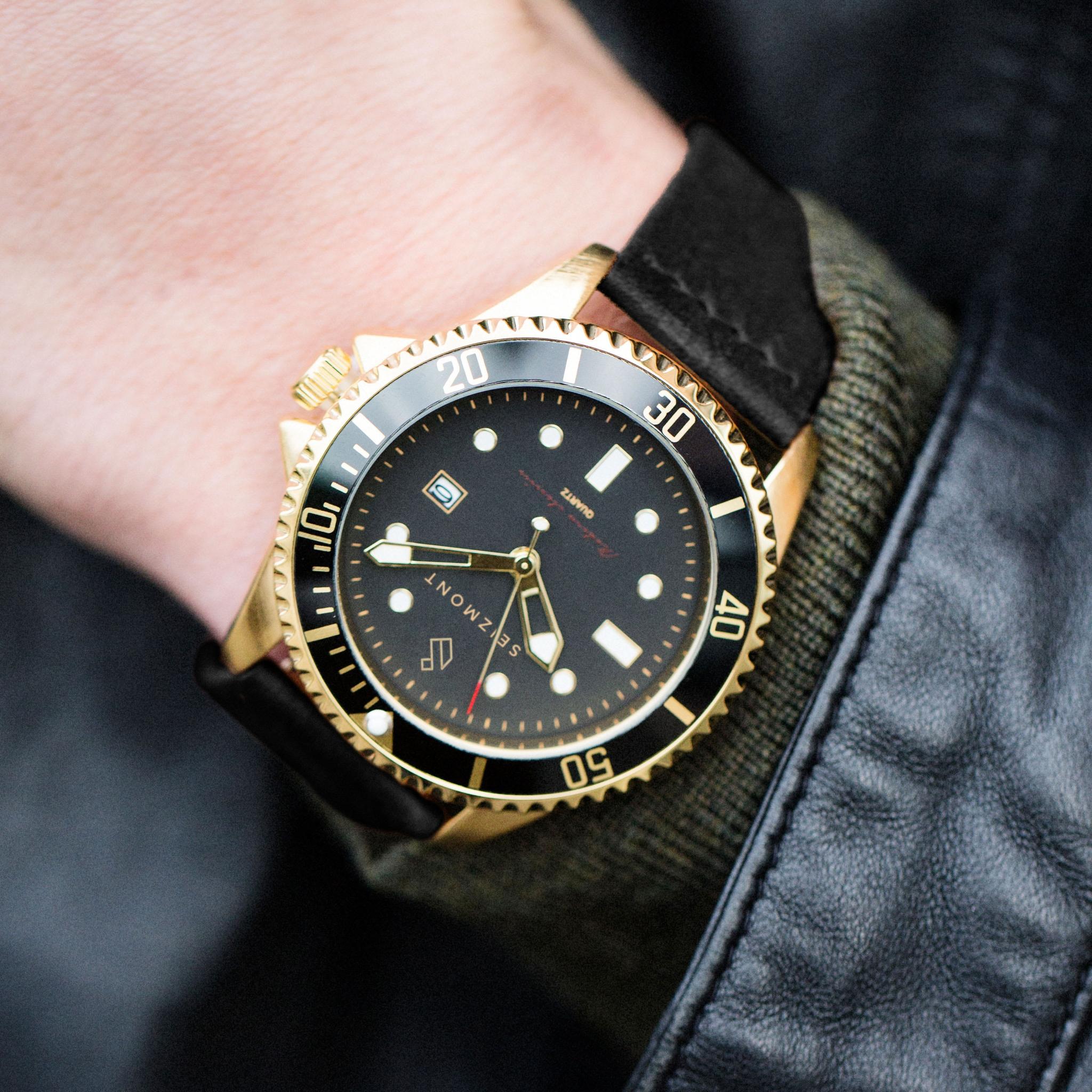 Mariners Watch Style Mariner | Gold-Tone Dive Watch With Black Dial & Black Leather Strap ...