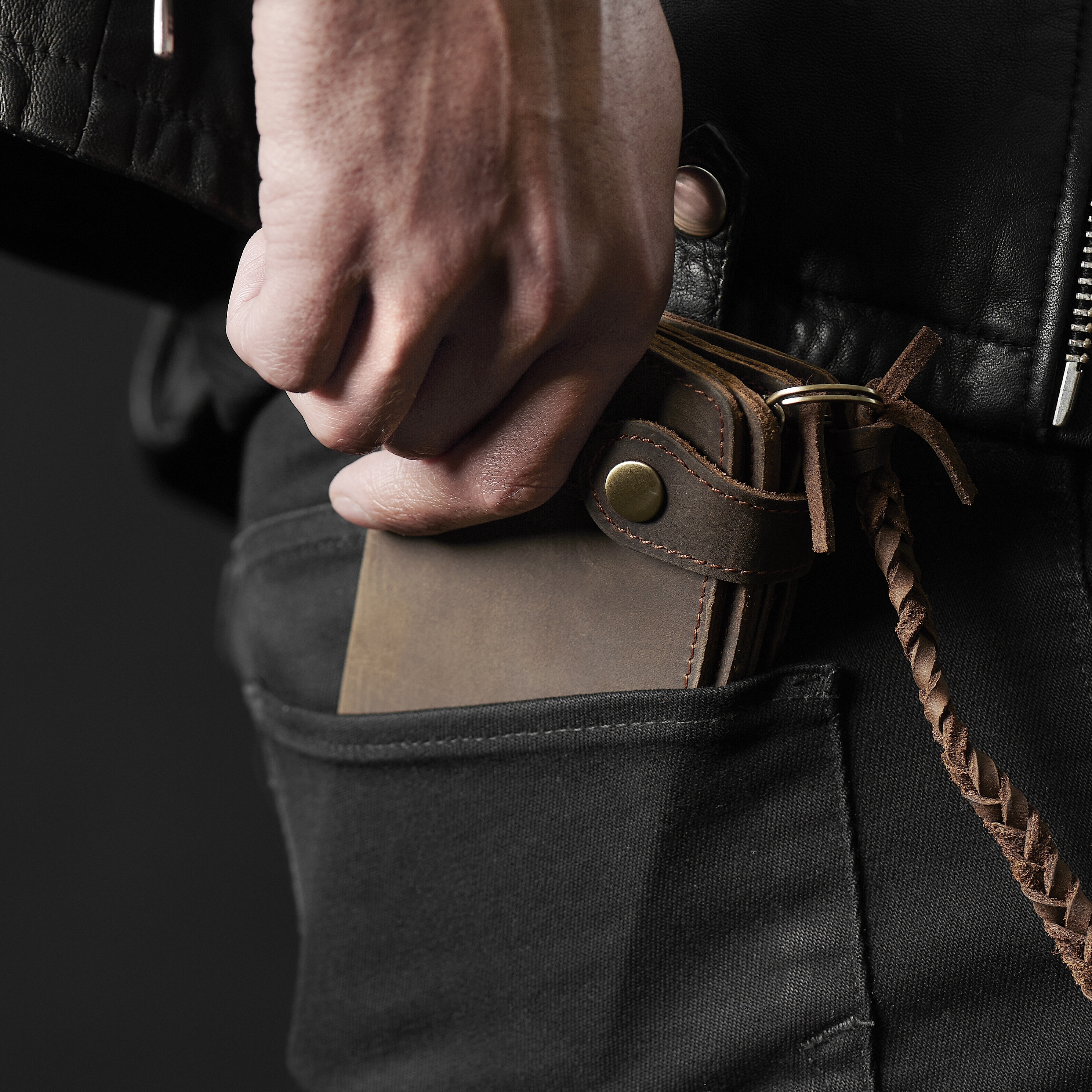 Gunmetal Wallet Chain - for Men - Collin Rowe