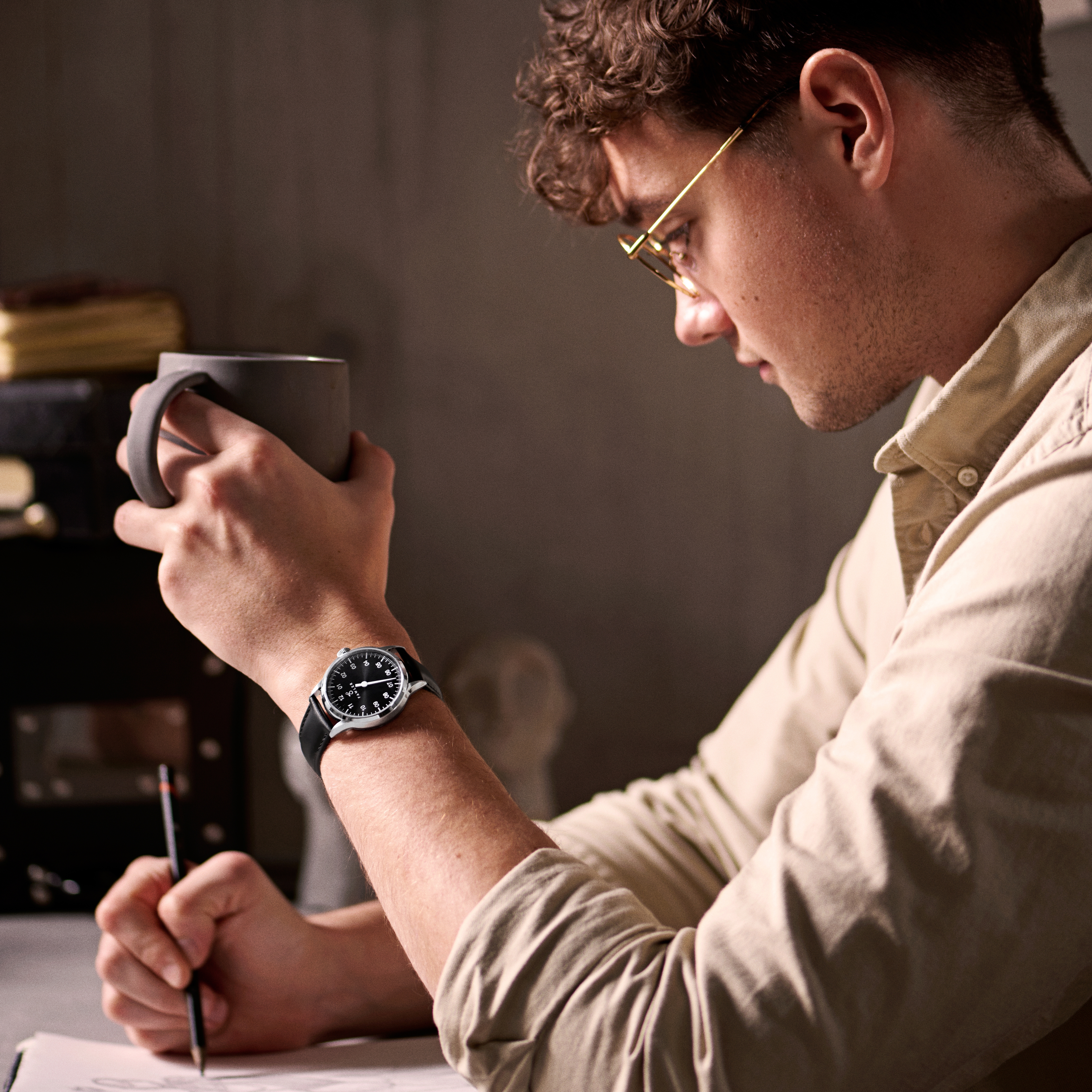 Paz | Musta teräksinen yksiviisarinen pukukello - 6