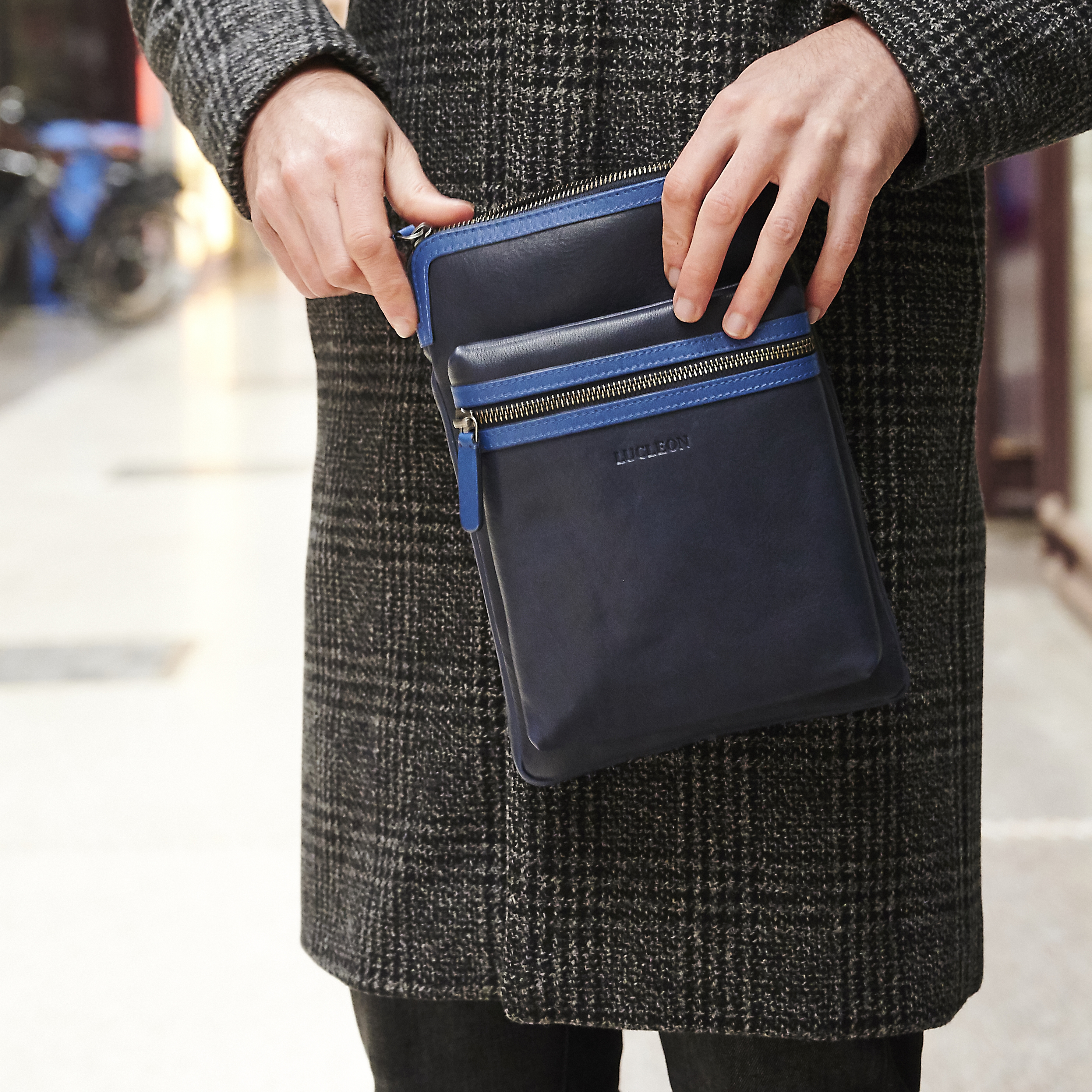 Étui pour tablette en cuir bleu marine et cobalt Liam - 10