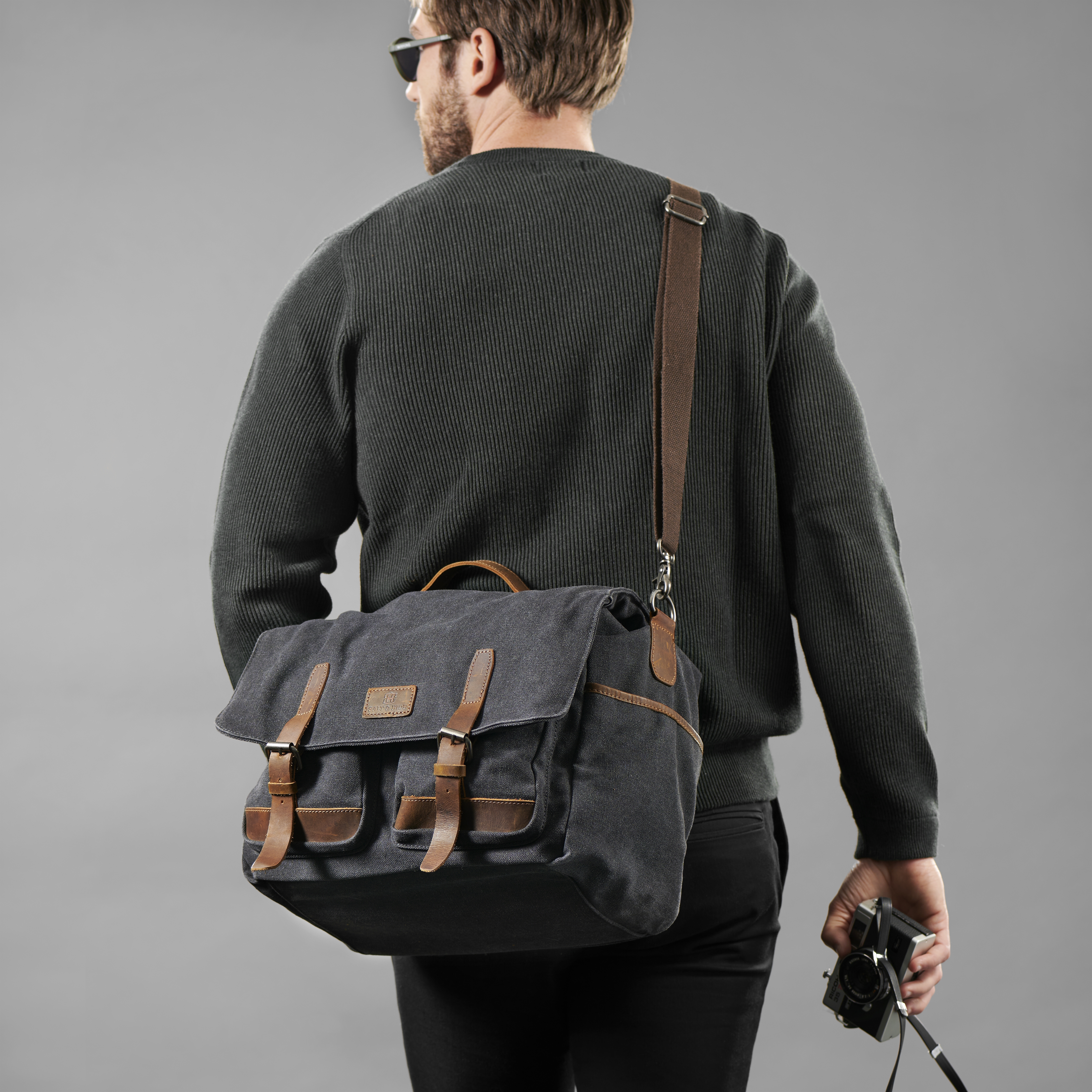 Strom Grey & Tan XL Camera Bag - 4