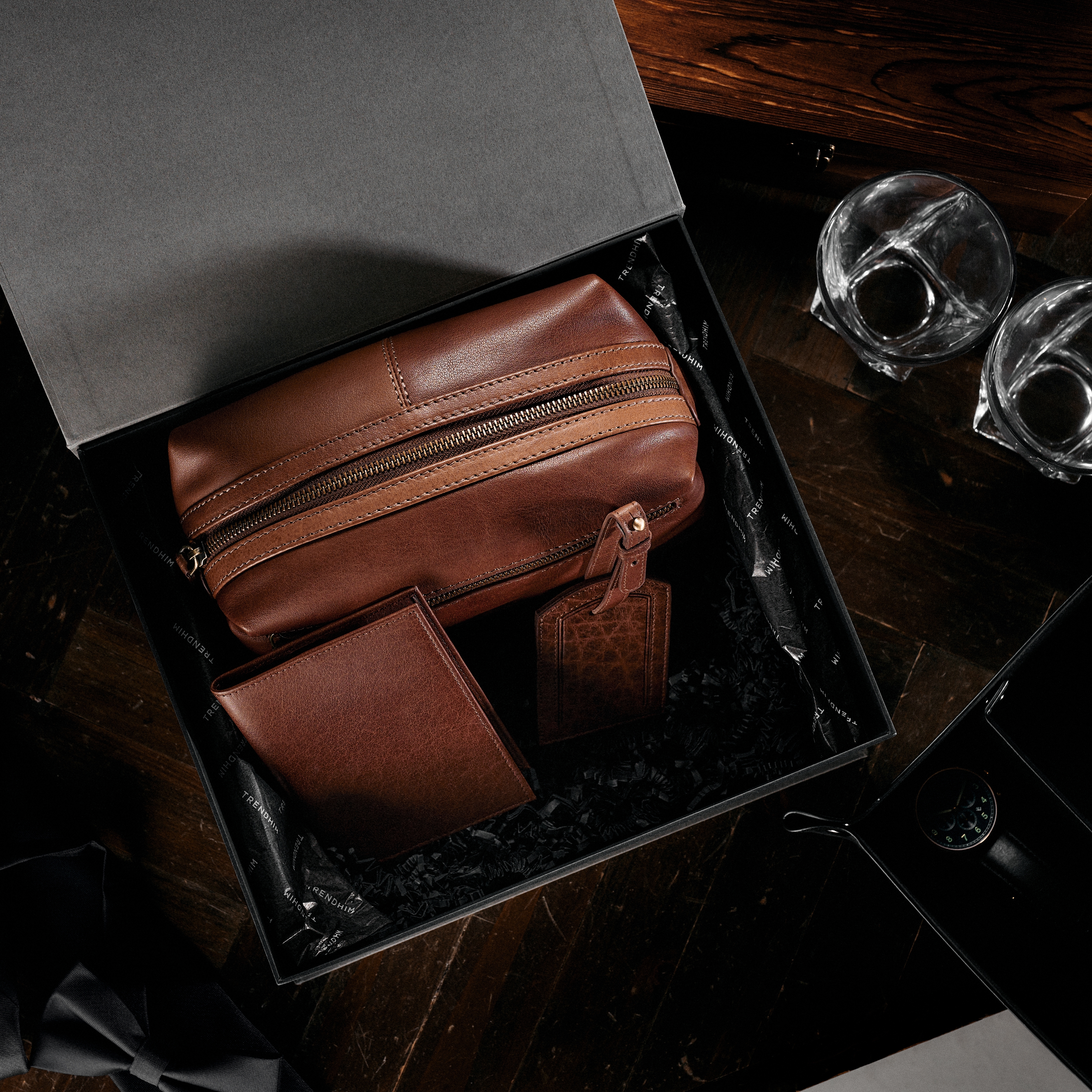 Deluxe ceļojumu dāvanu komplekts | Brūna āda - 2