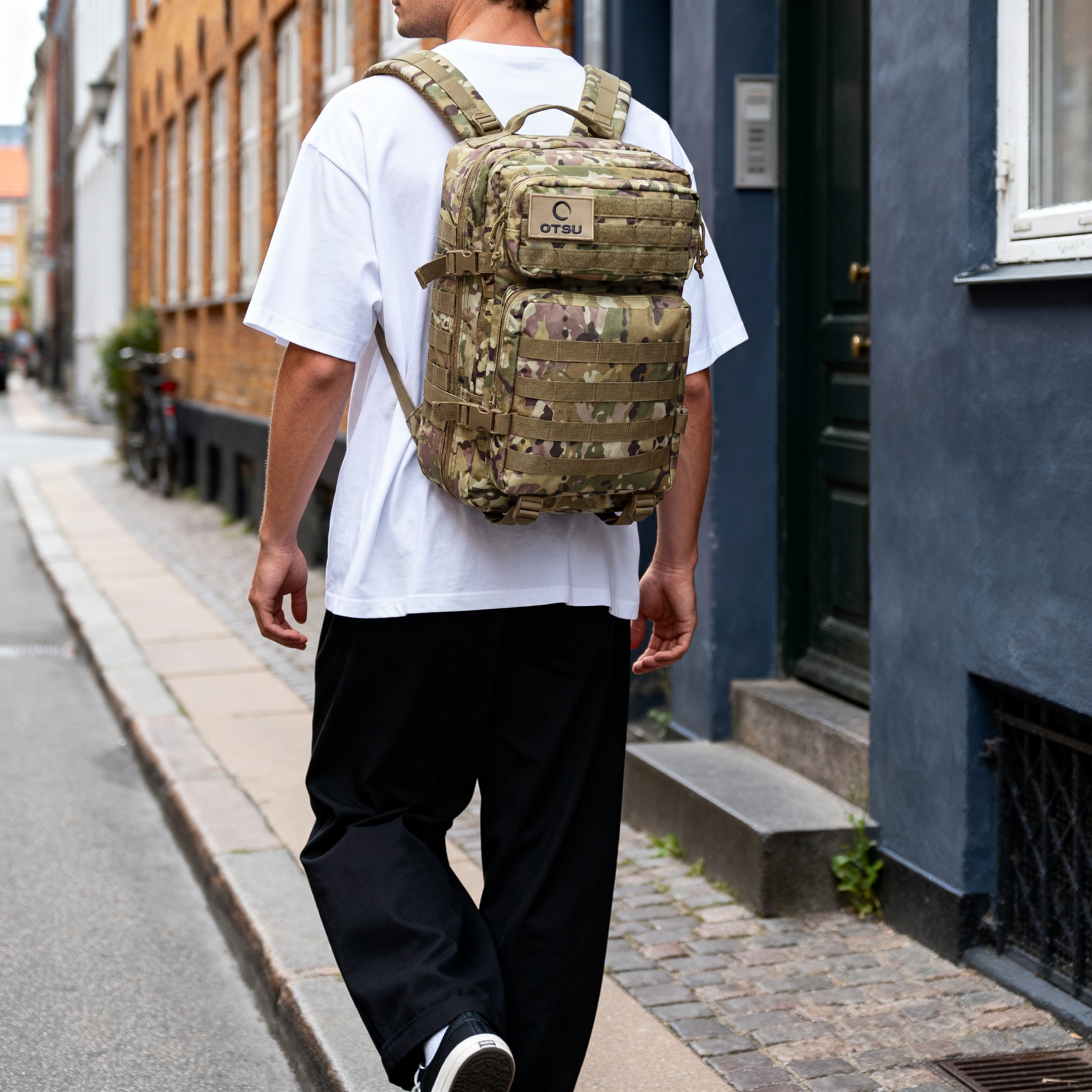 Expedition | Camouflage 40L Tactical Rygsæk med Patchpanel - 4