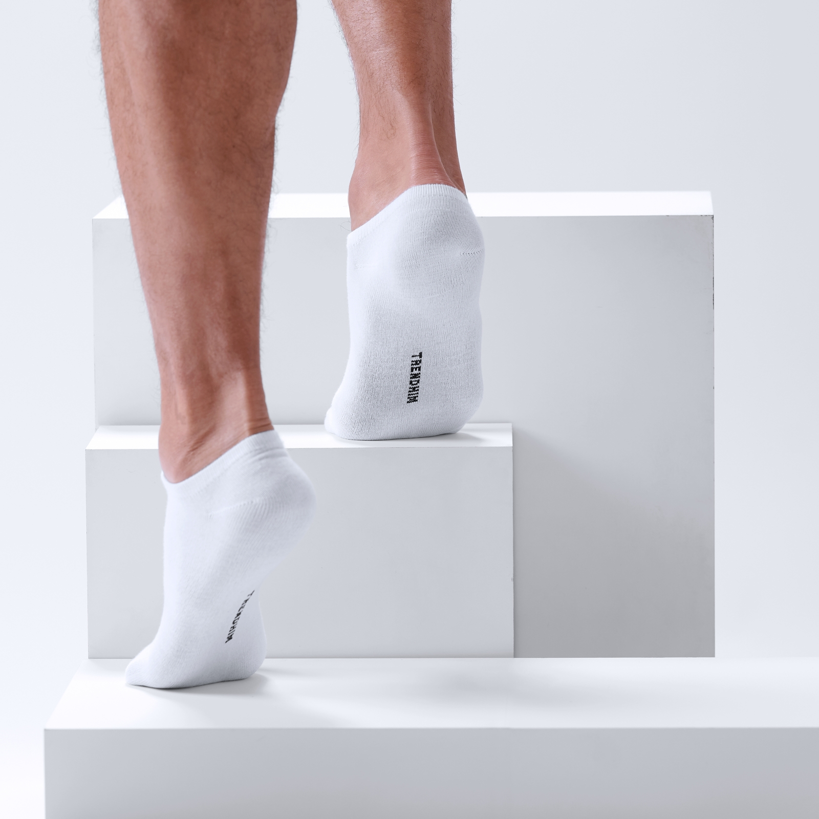 FreeFeel | 12er-Pack | 2 Knöchelsocken aus weißem, 2 aus hellgrauem, 2 aus schwarzem, 2 aus himmelblauem, 2 aus königsblauem und 2 aus olivgrünem Bambus - 6