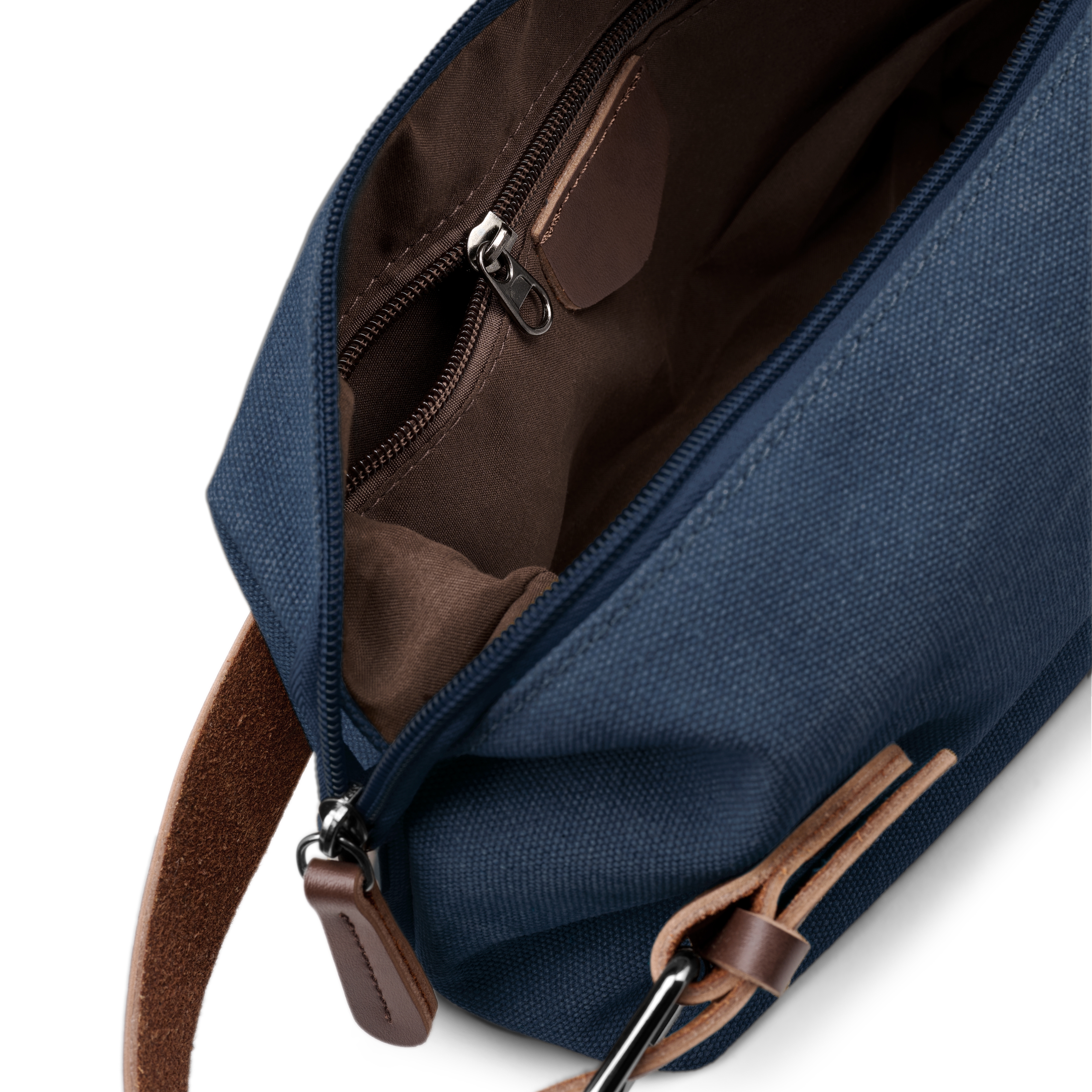 Neceser de lona azul denim y cuero marrón - 5