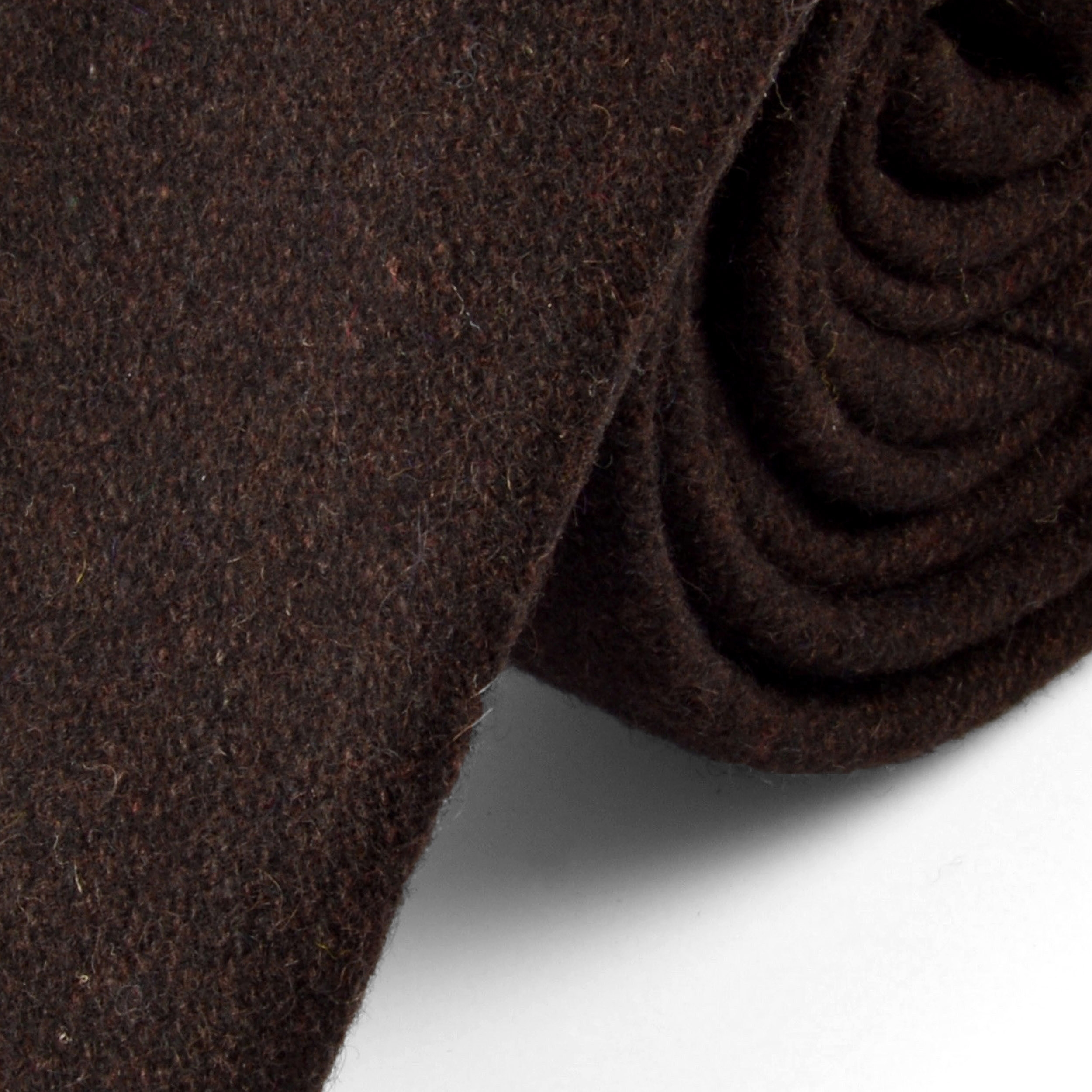 Käsintehty Ruskea Villasolmio - 2