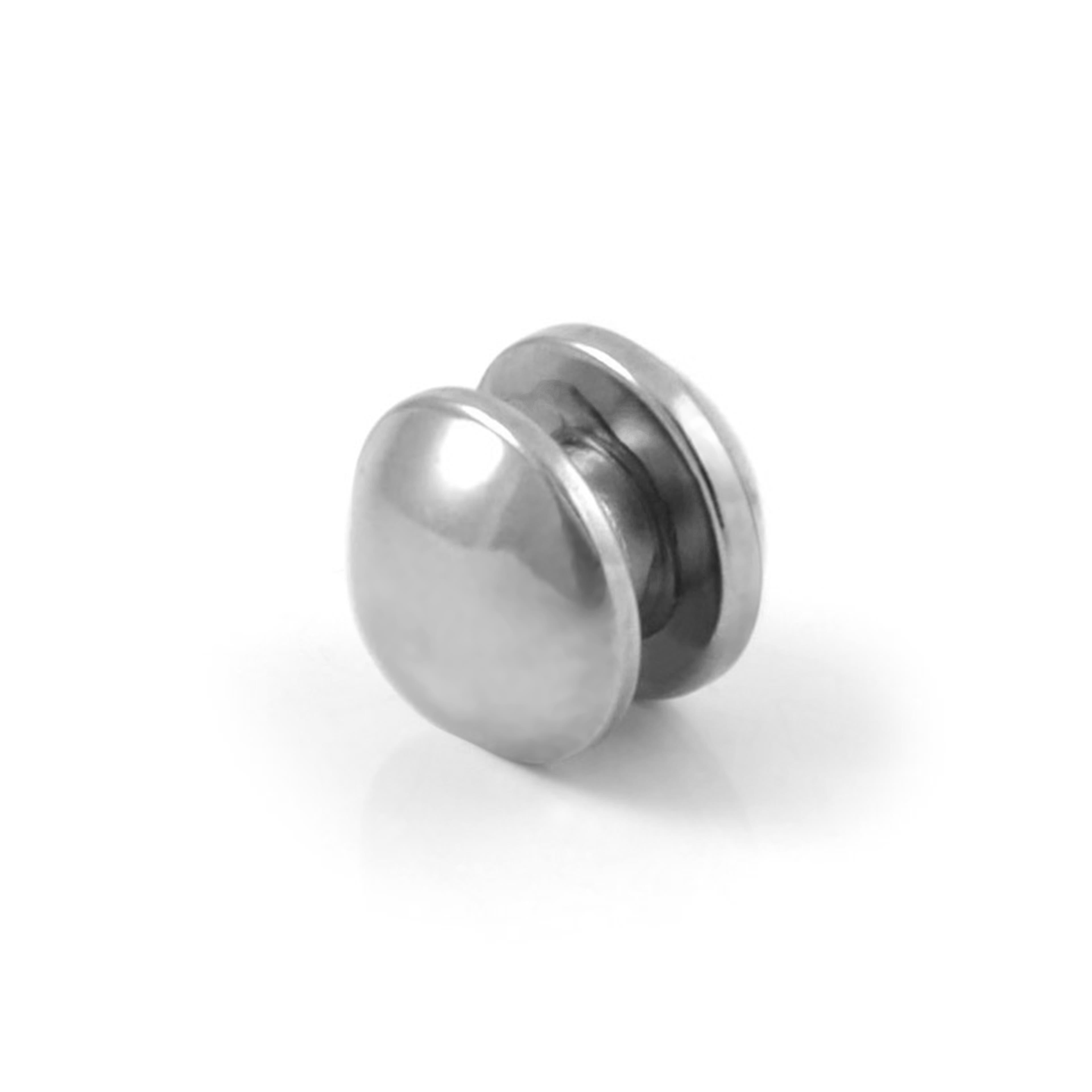 Elegante orecchino magnetico a bottone da 10 mm