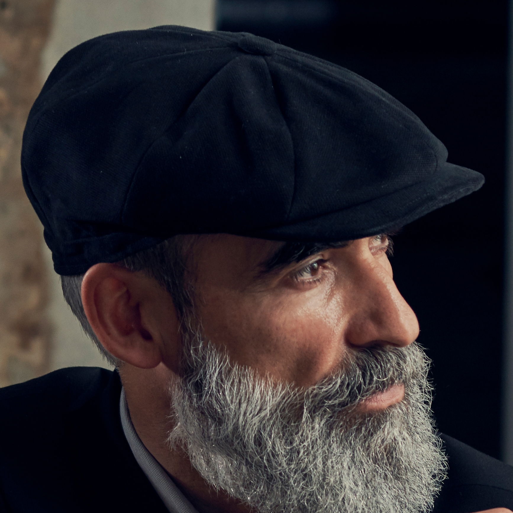 How To Wear A Flat Hat At Leah Woodcock Blog