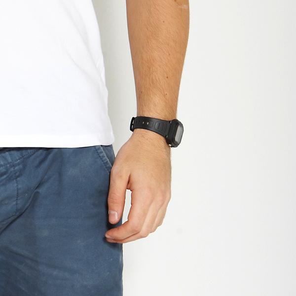 CASIO - Black Retro Ur - 3