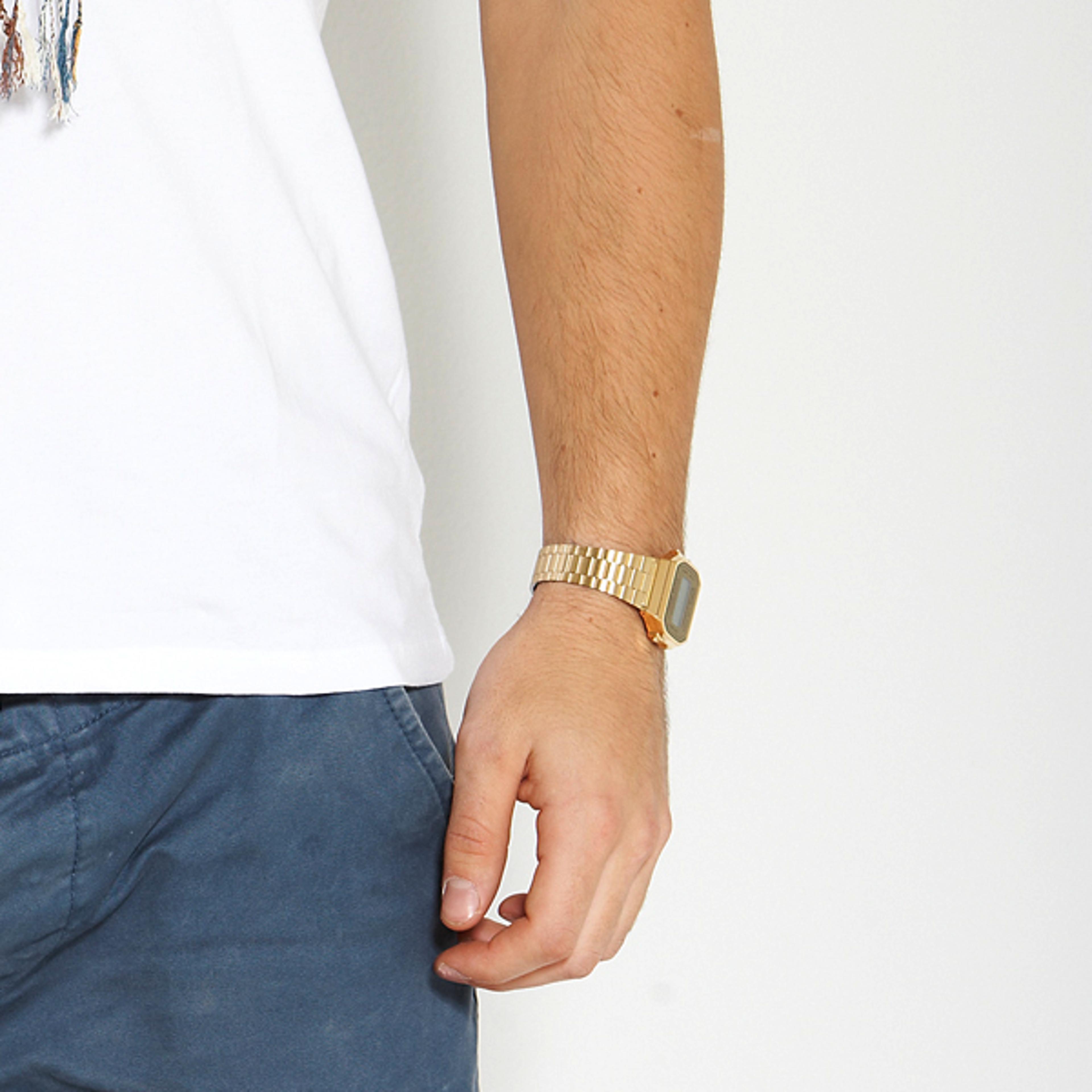 CASIO - Retro Gold Classic Ur - 3