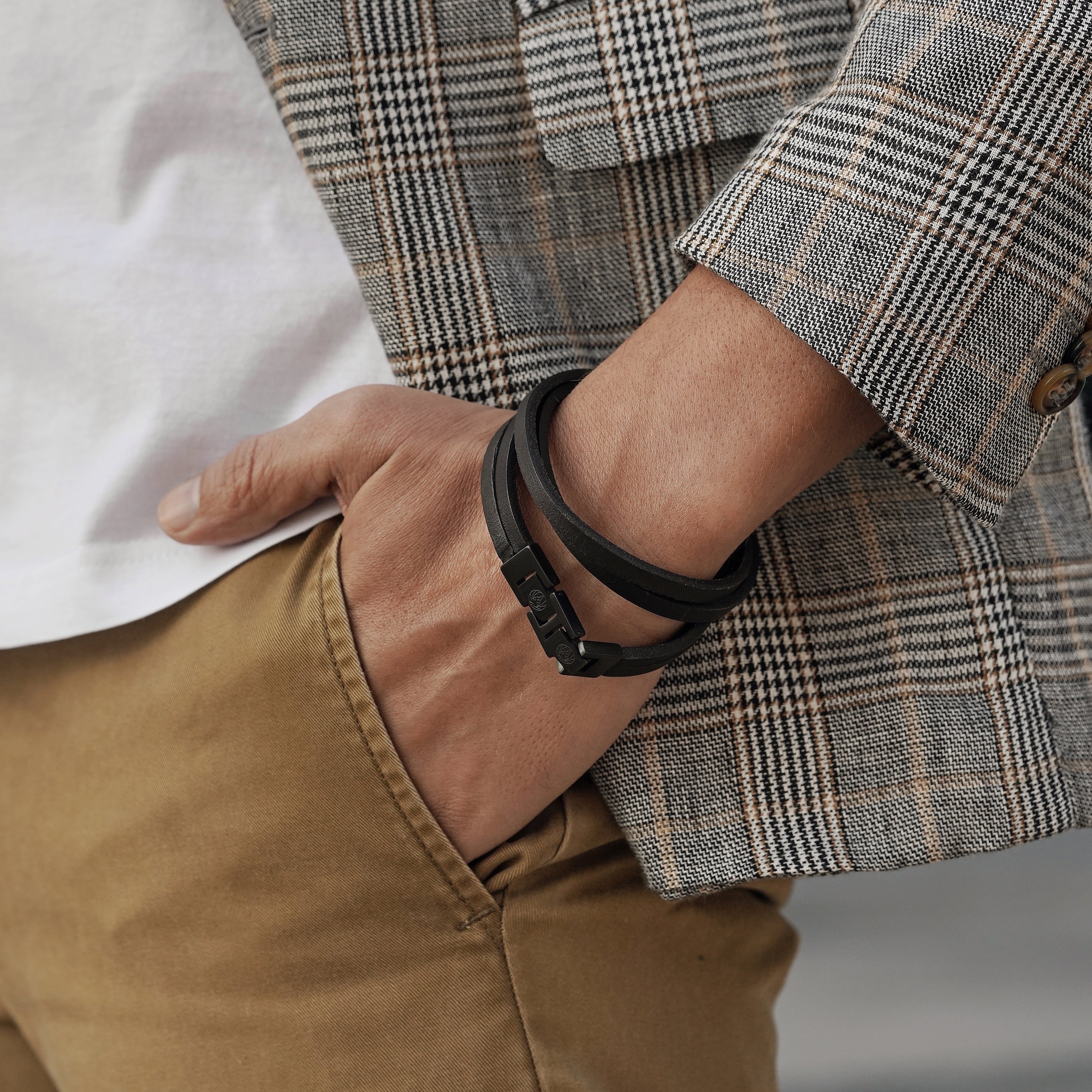 Dark & Black Roy Double-Wrap Leather Bracelet - 4