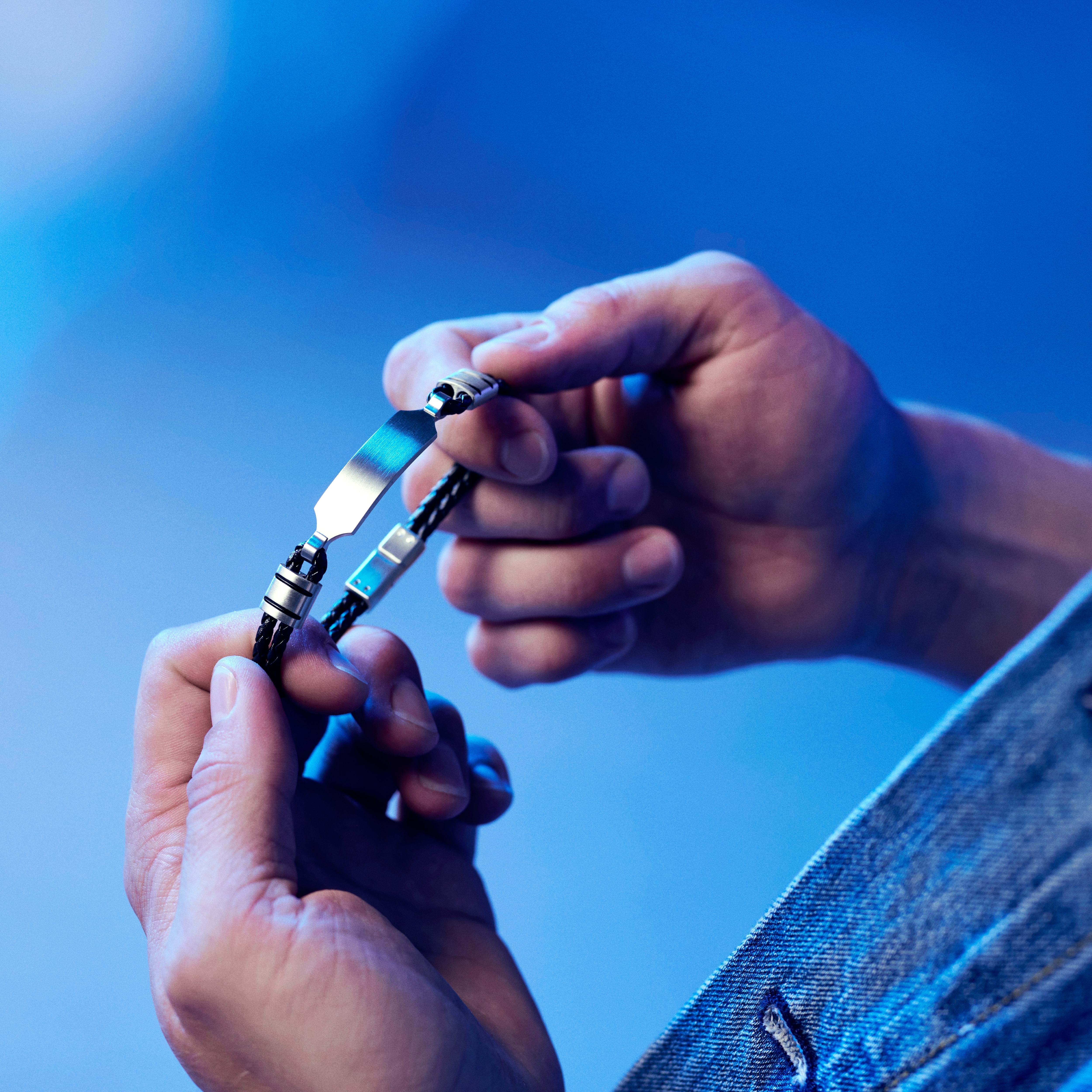Nomen | Svart Läderarmband med Silverfärgad ID-platta - 2