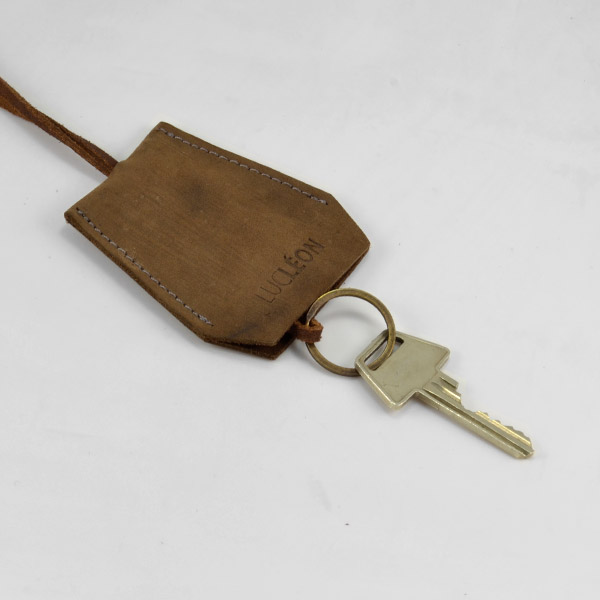 LUCLÉON - Hooded Keyhanger - 3