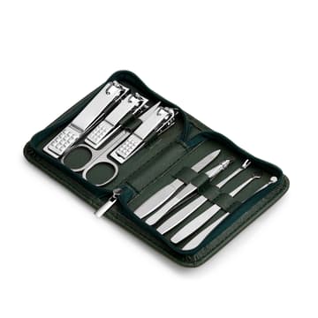 Green Deluxe Manicure set in Stainless steel Green Deluxe Manicure set in Stainless steel