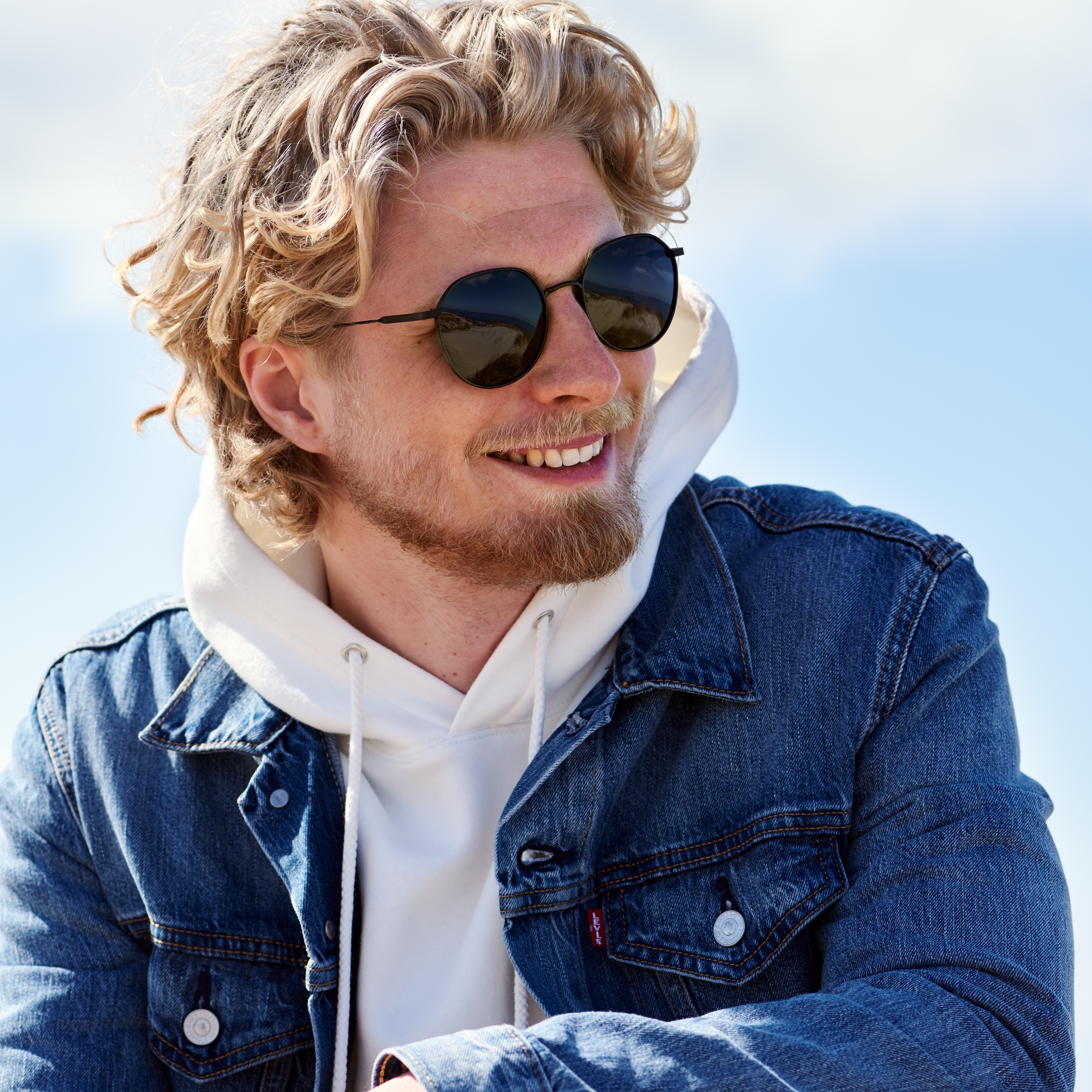 Willem Thea Zwart & Grijze Zonnebril - 4