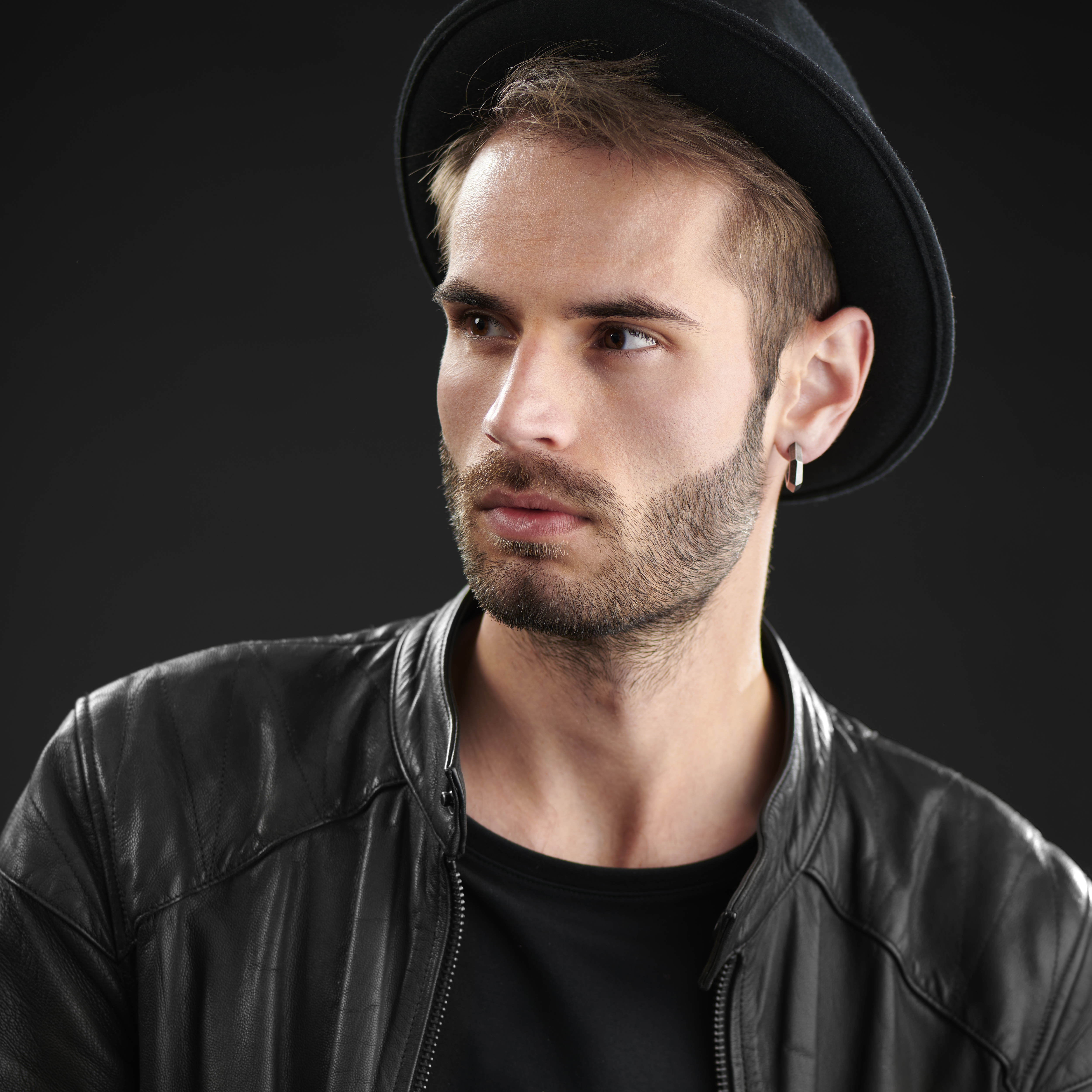 Jax Ørepynt med Grå Stålkrok - 4